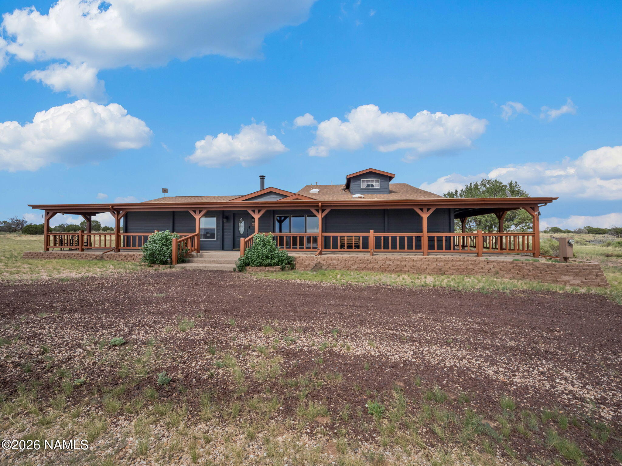 5769 N Woodland View Road — photo