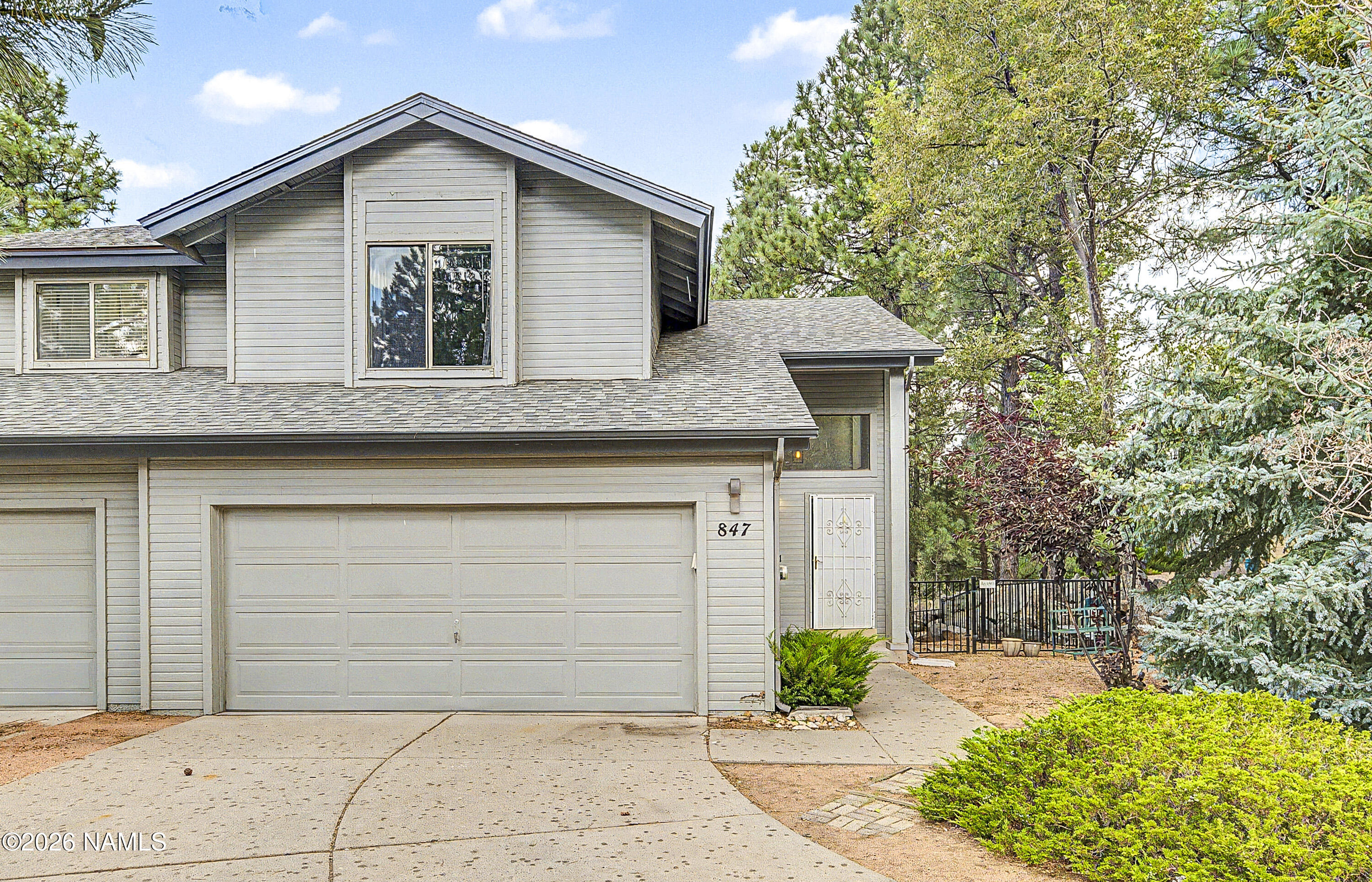 847 N Pine Cliff Drive — photo