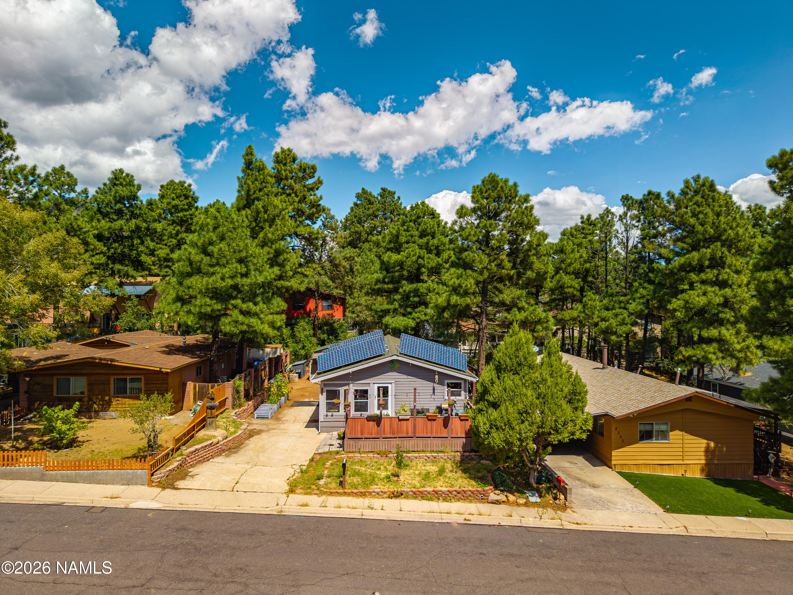 4272 E Glacier Drive — photo