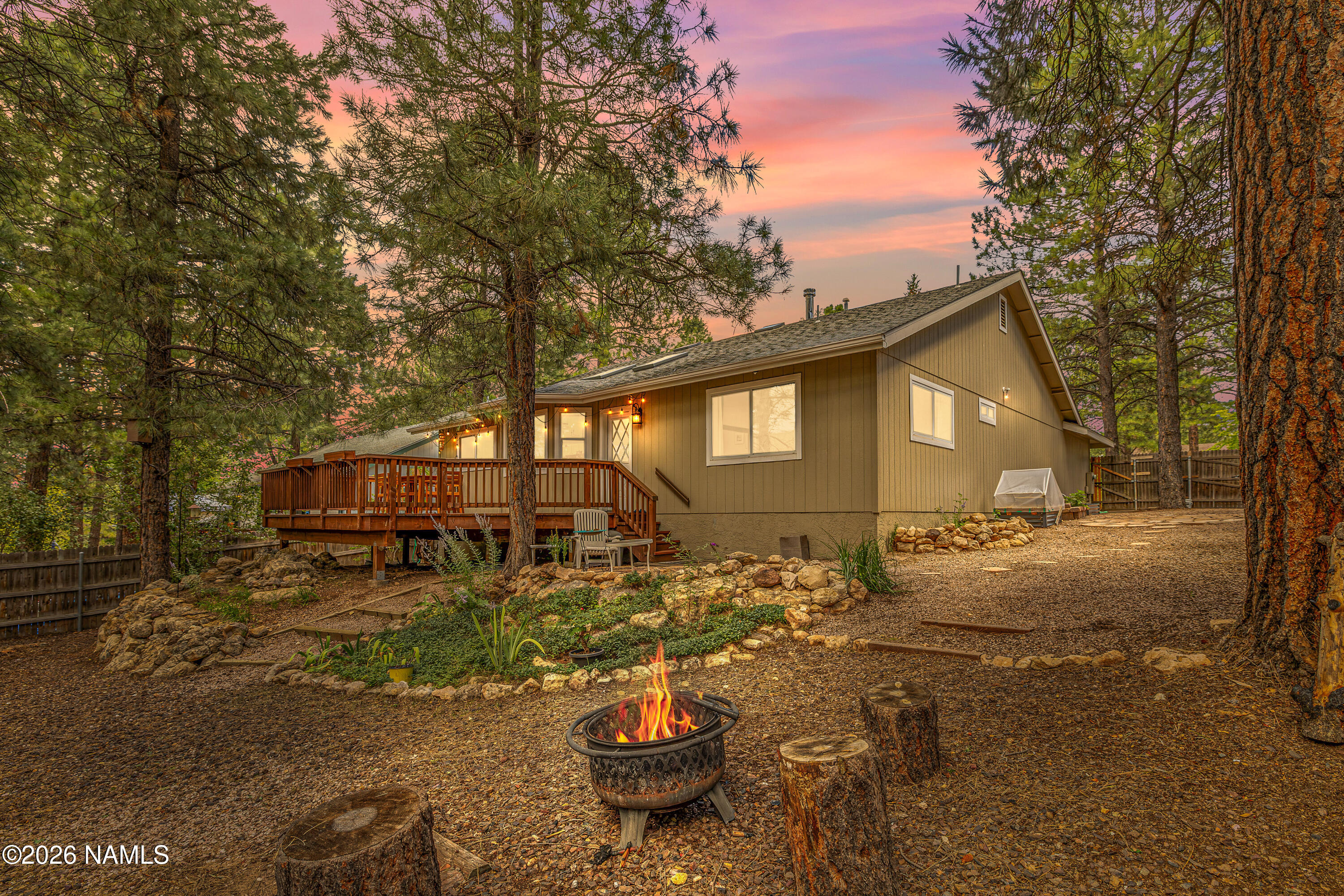 38 E Mohawk Drive, Flagstaff, AZ 86005 — photo 2