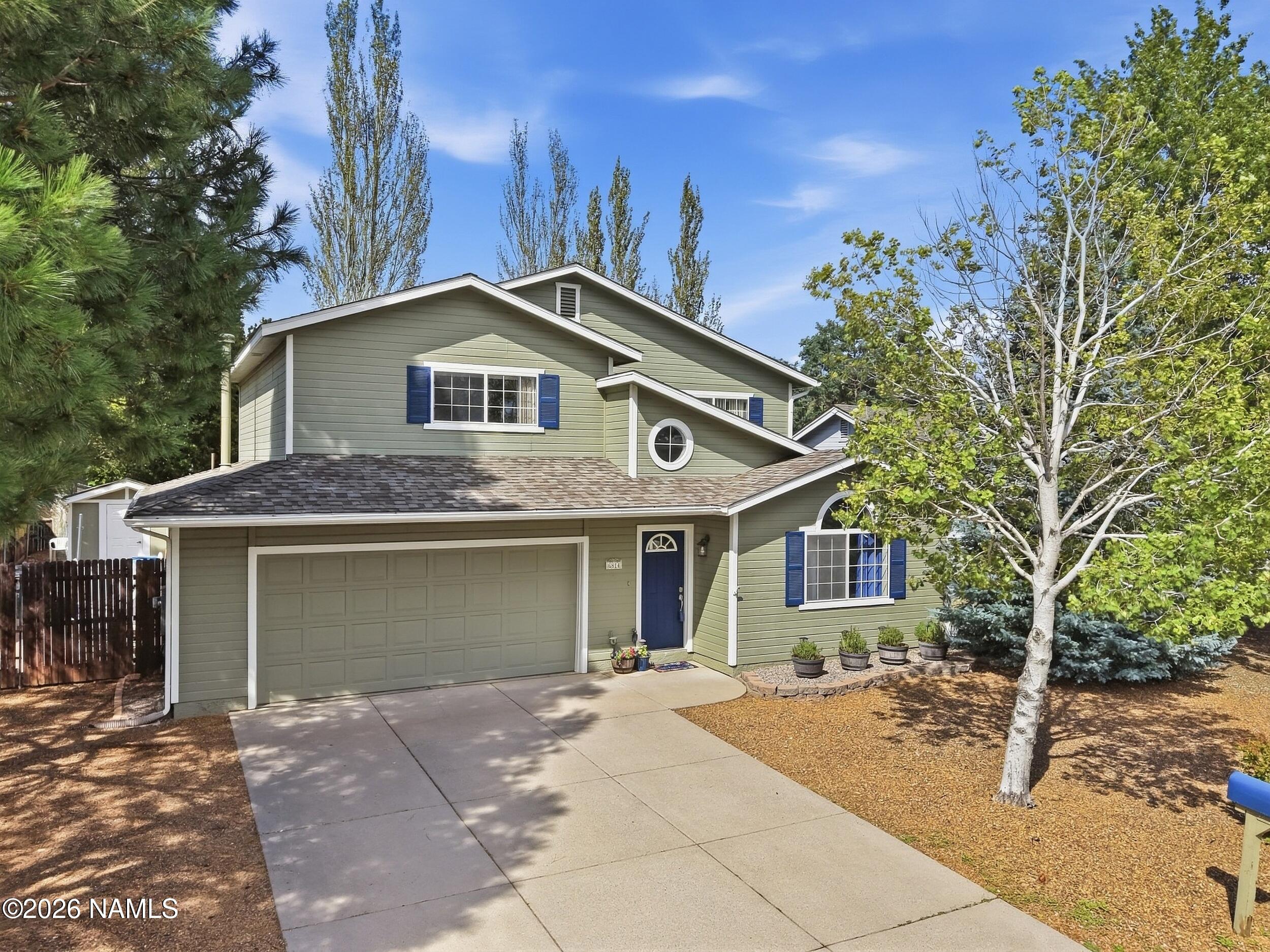 6814 E Eagle Crest Drive — photo