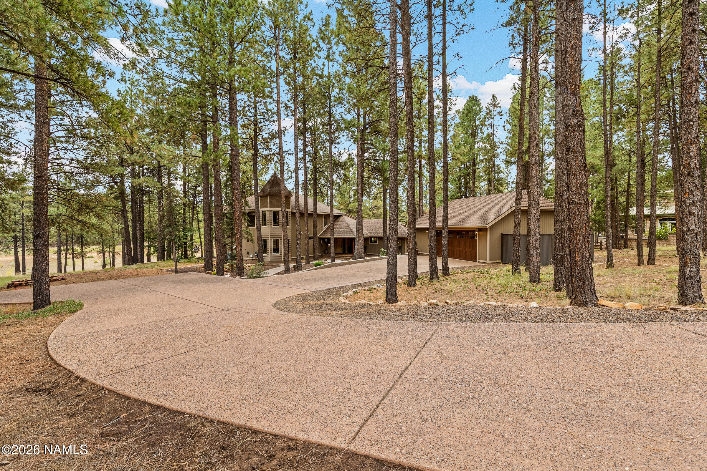 5045 E Lake Country Road — photo