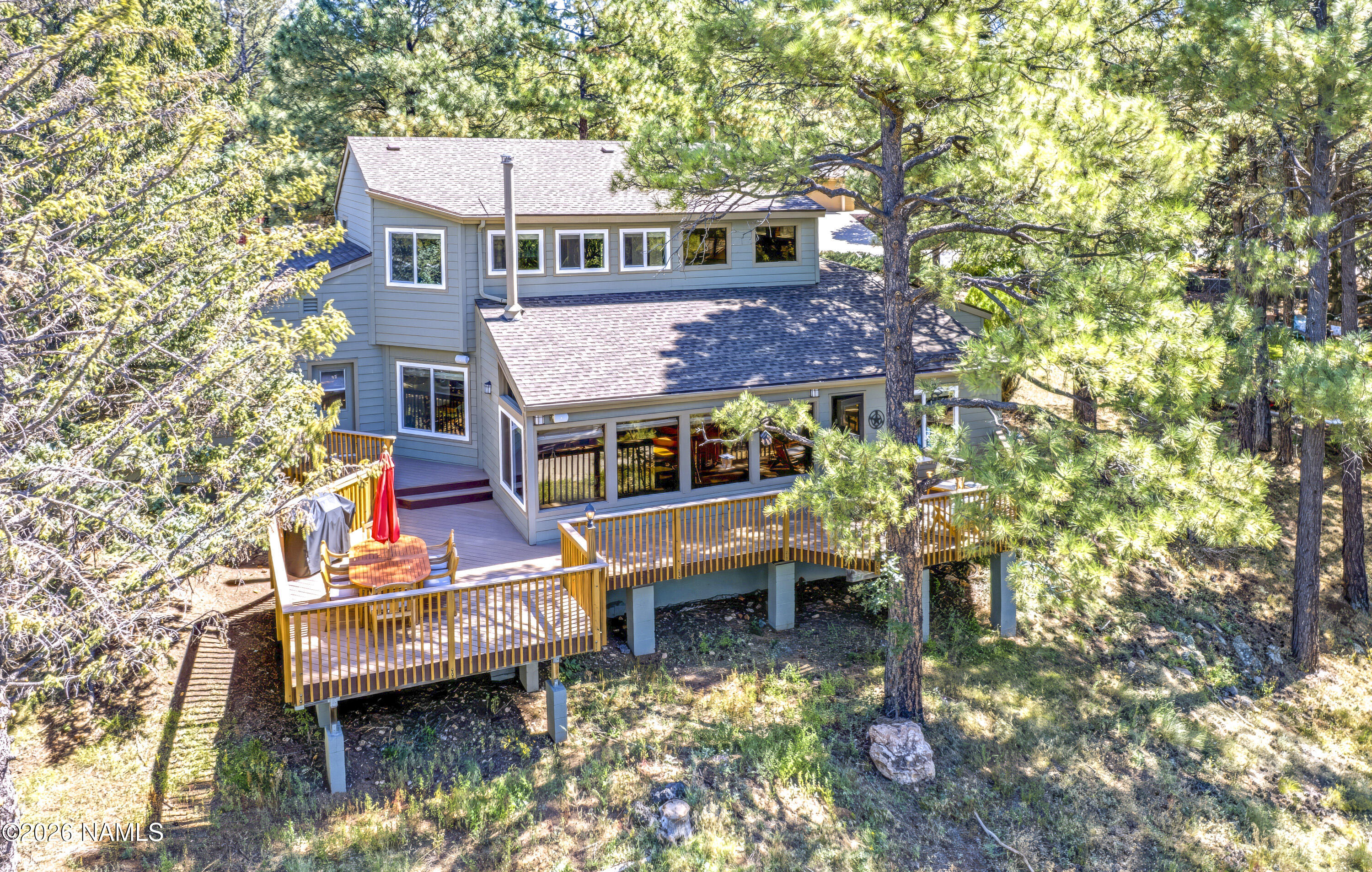 2115 N Fox Hill Road — photo