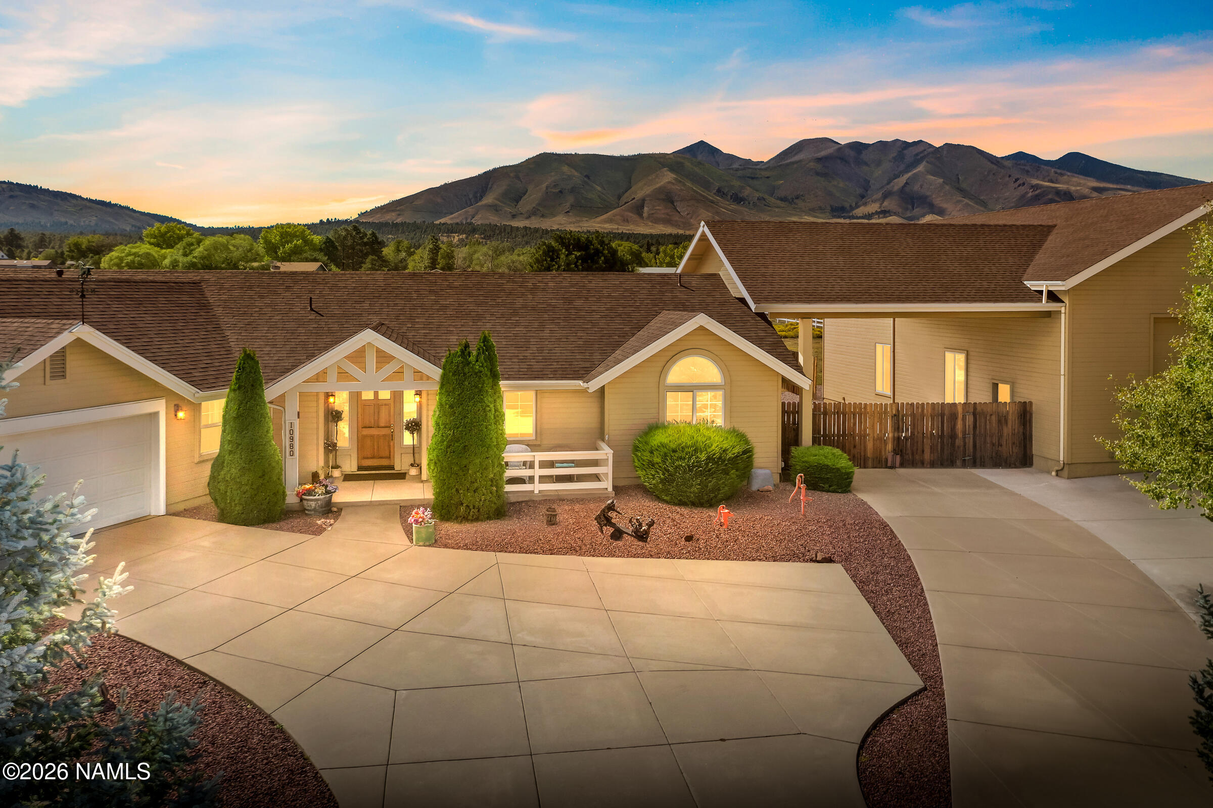 10980 Margaret Way — photo