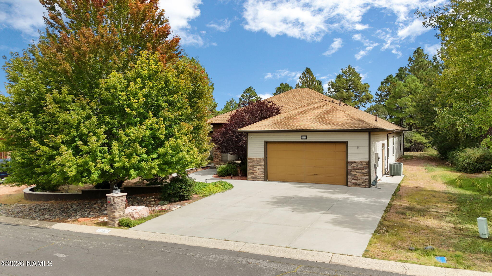 2652 N Elk Run Street — photo