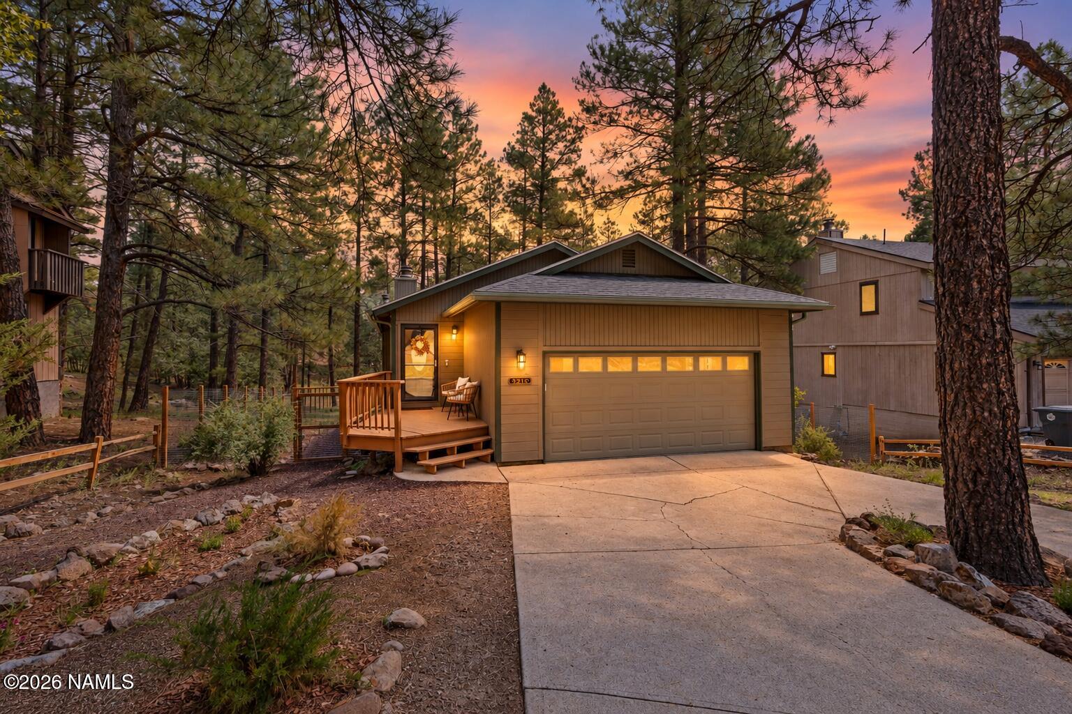 3216 S Gillenwater Drive — photo