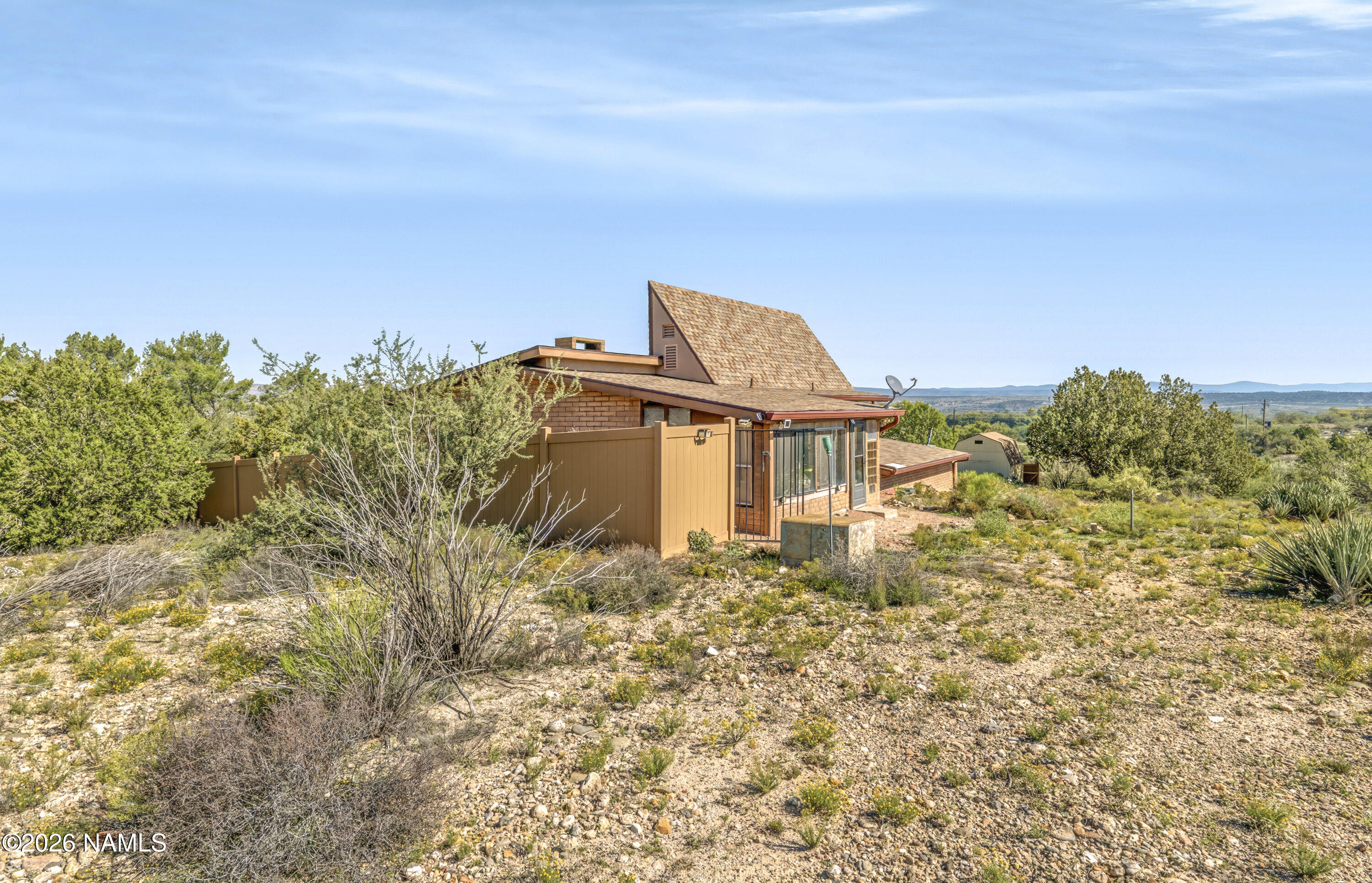 2645 E Lobo Circle — photo