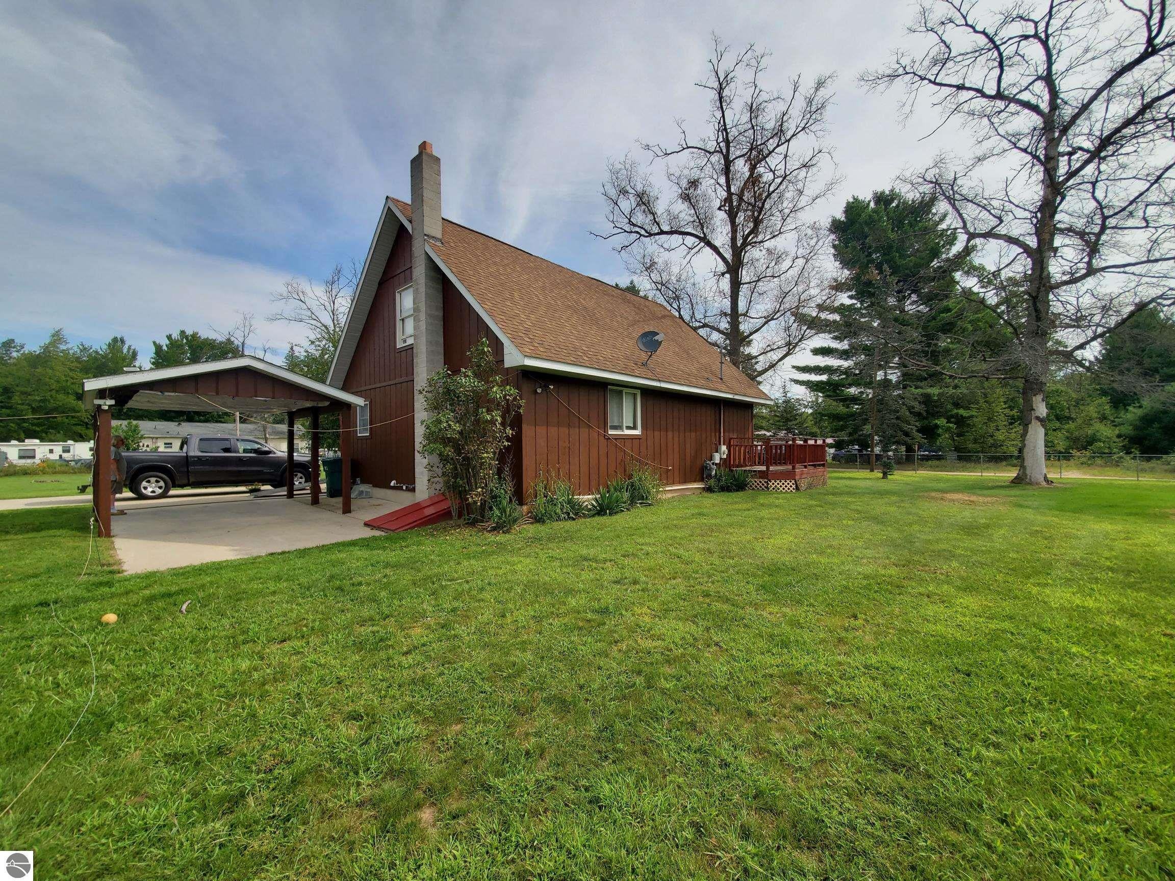 5340 Mills Drive — photo