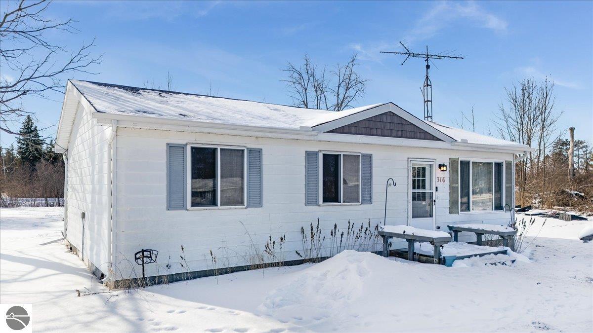 316 E Main — photo