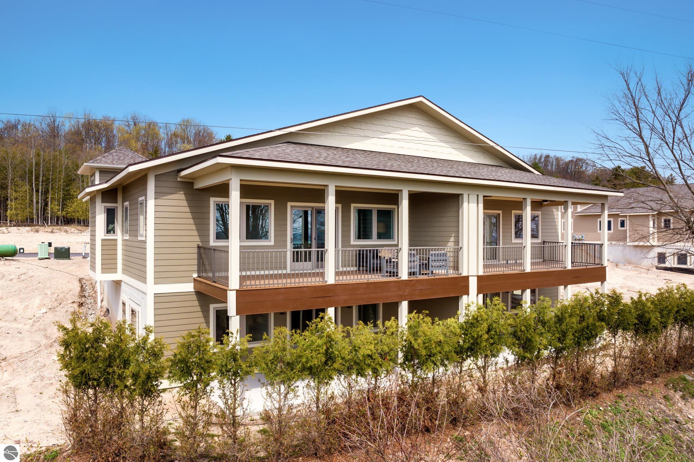 764 N Waypoint Circle — photo