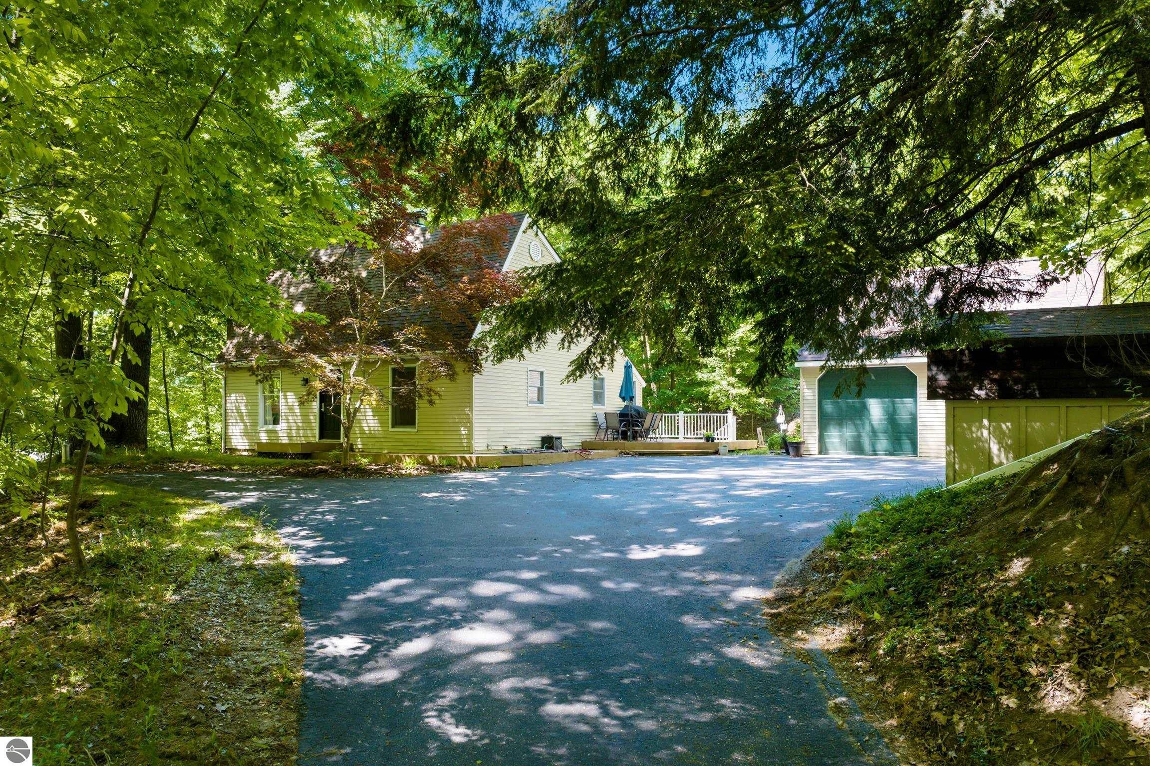 10520 S Dalzell Road — photo