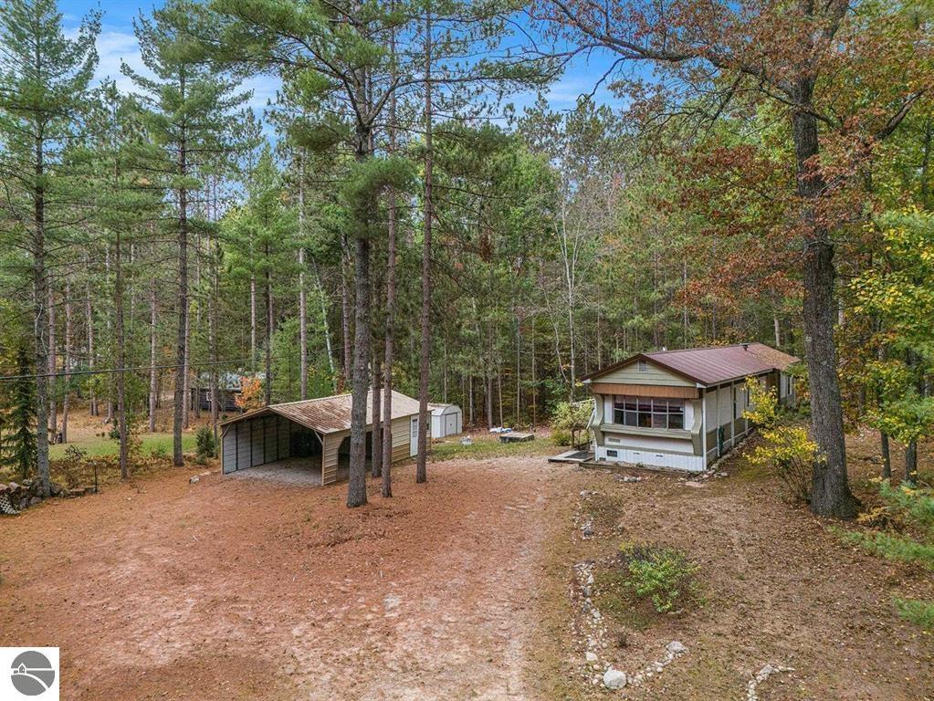 377 E Bear Lake Road — photo