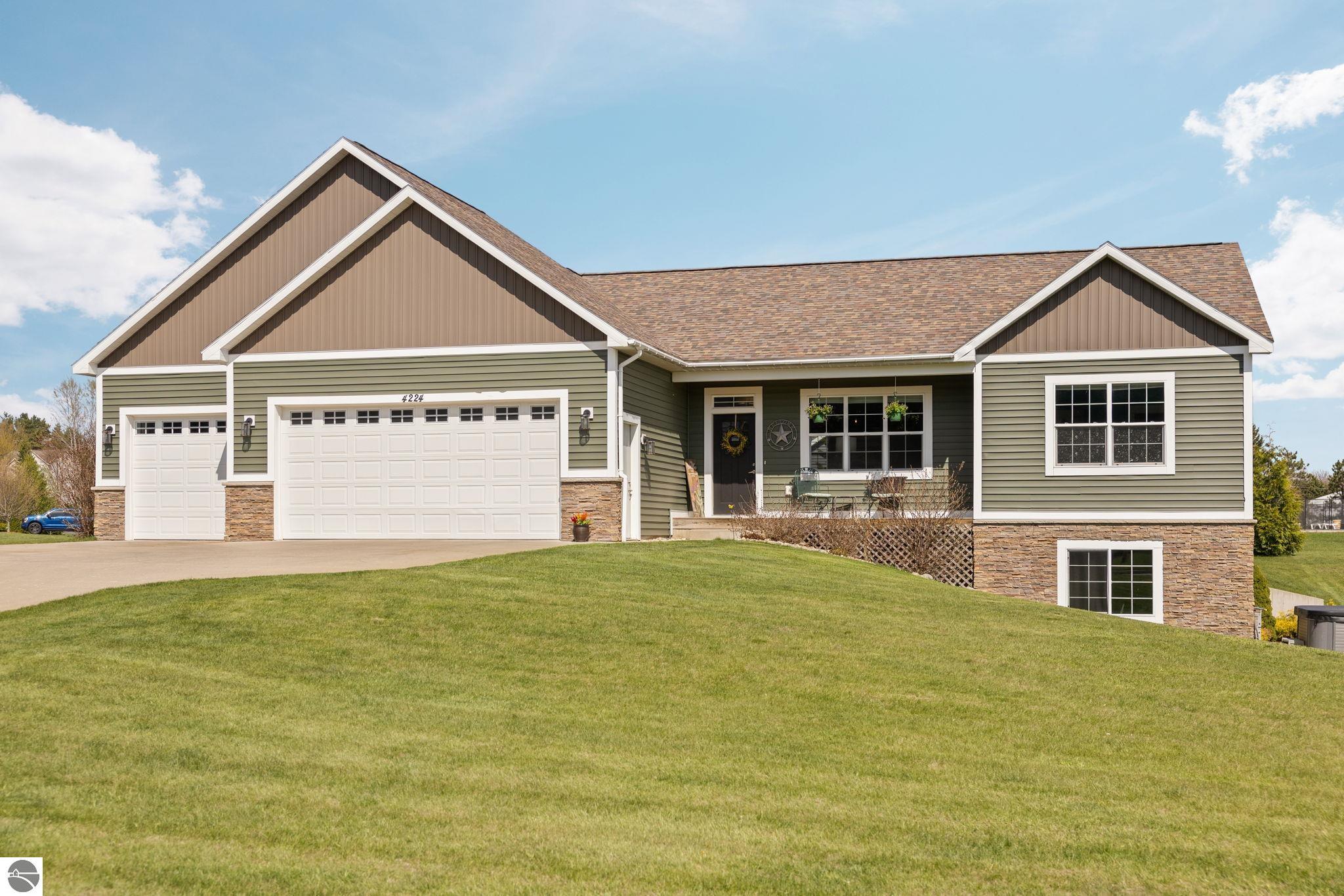 4224 Long Wood Drive — photo