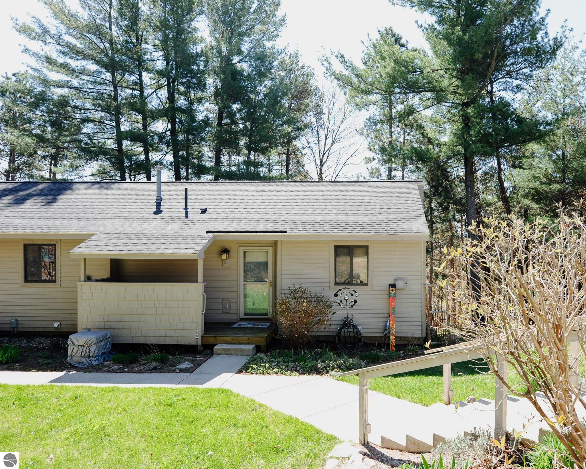 11255 E Fort Road H1 — photo