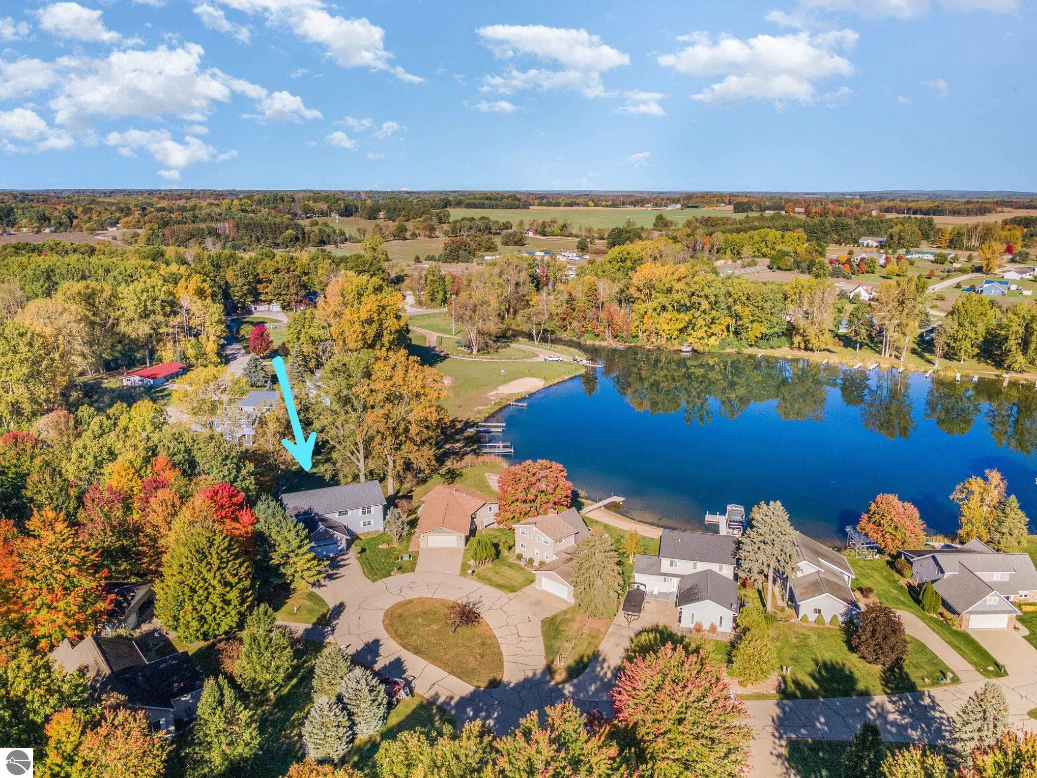 1057 Crown Point Drive — photo