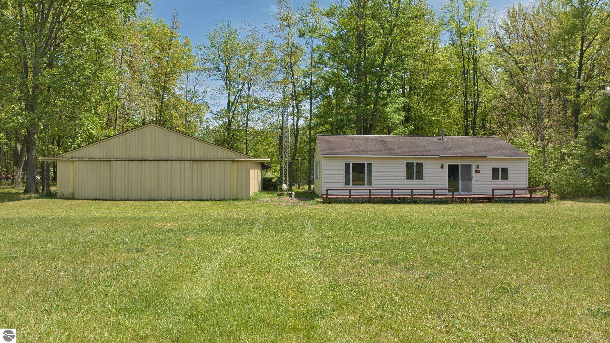 7768 S Airpark Road — photo