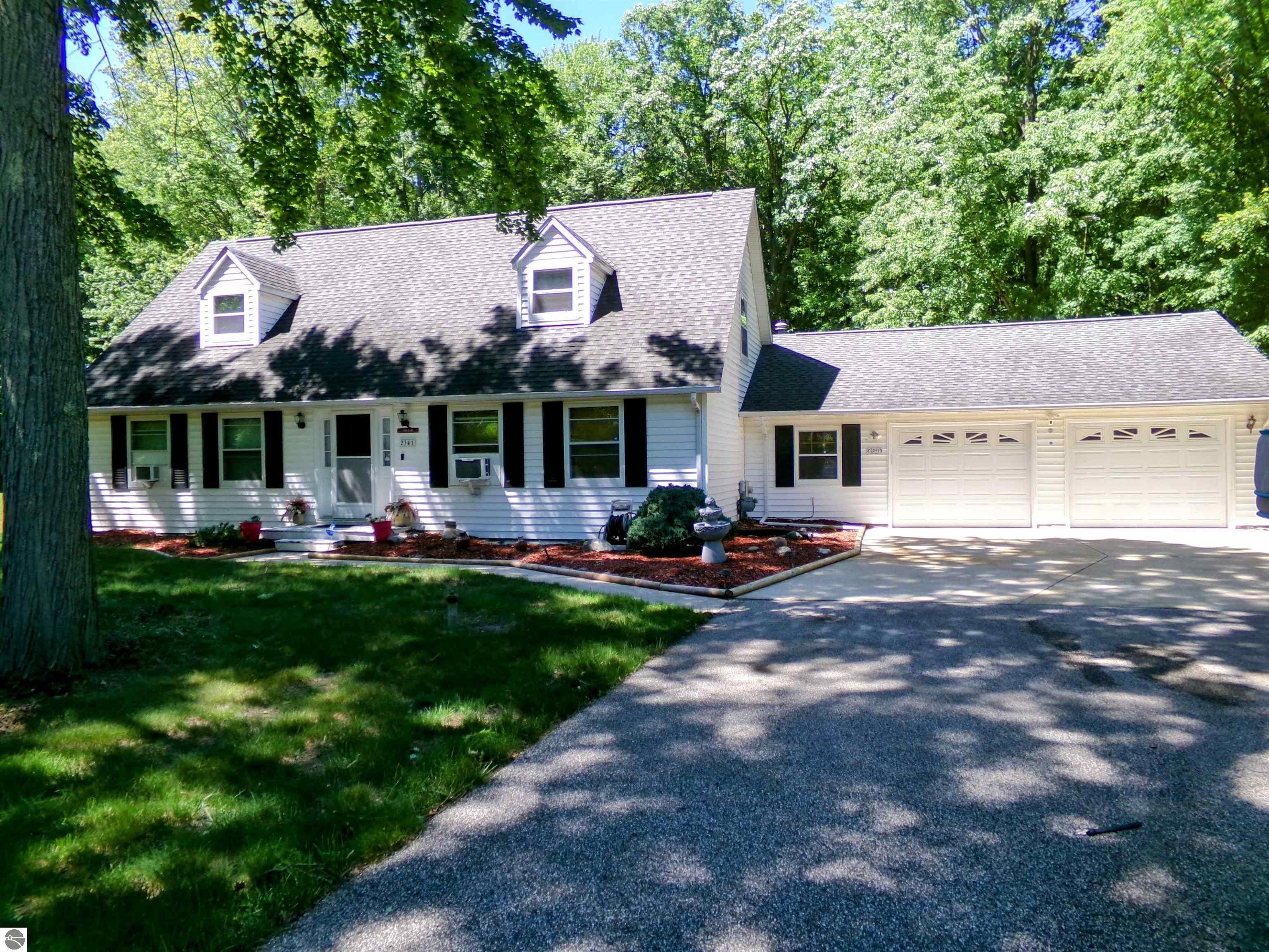 2341 E Cherrywood Drive — photo