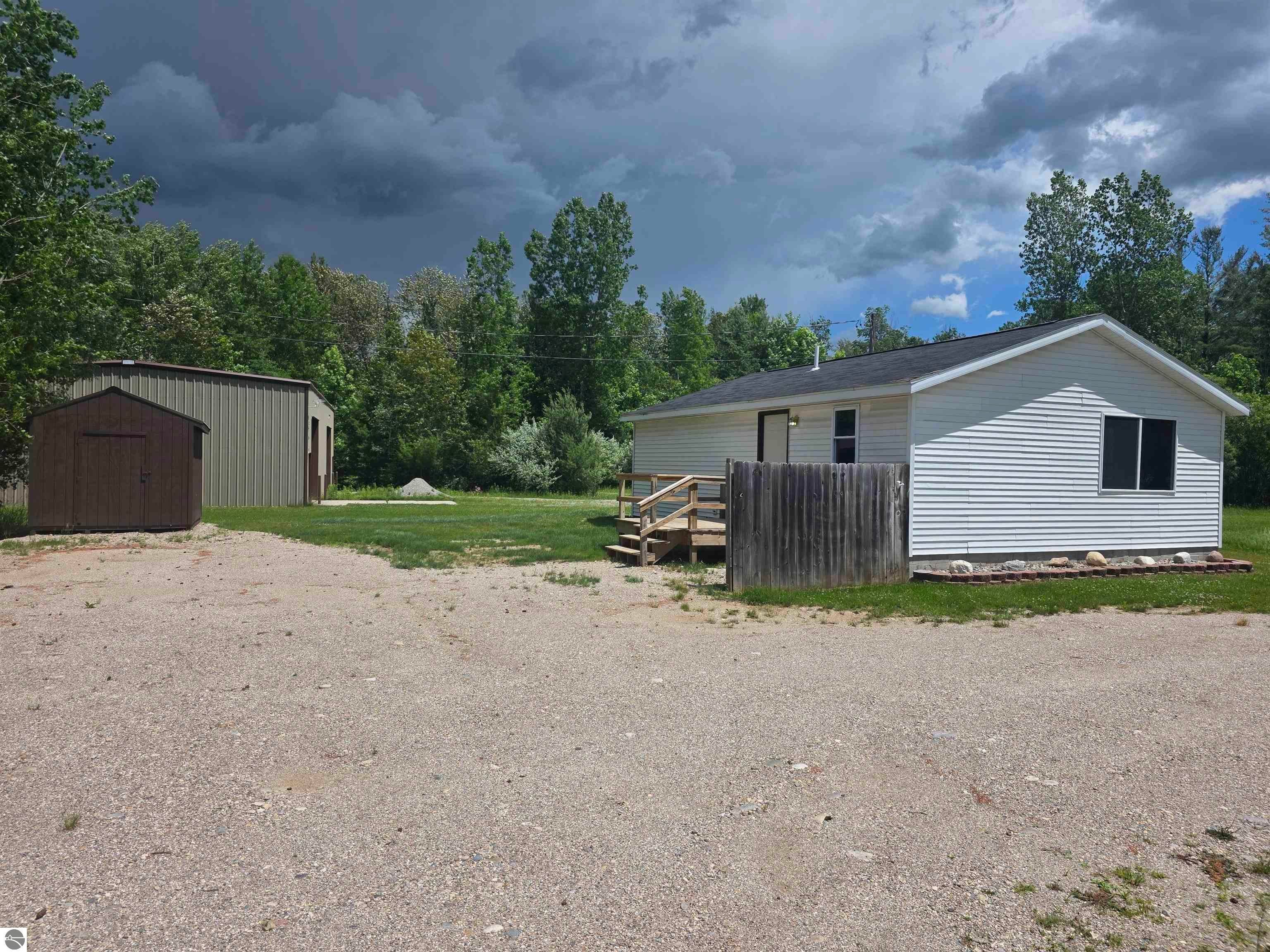 4924 Long Lake Road — photo