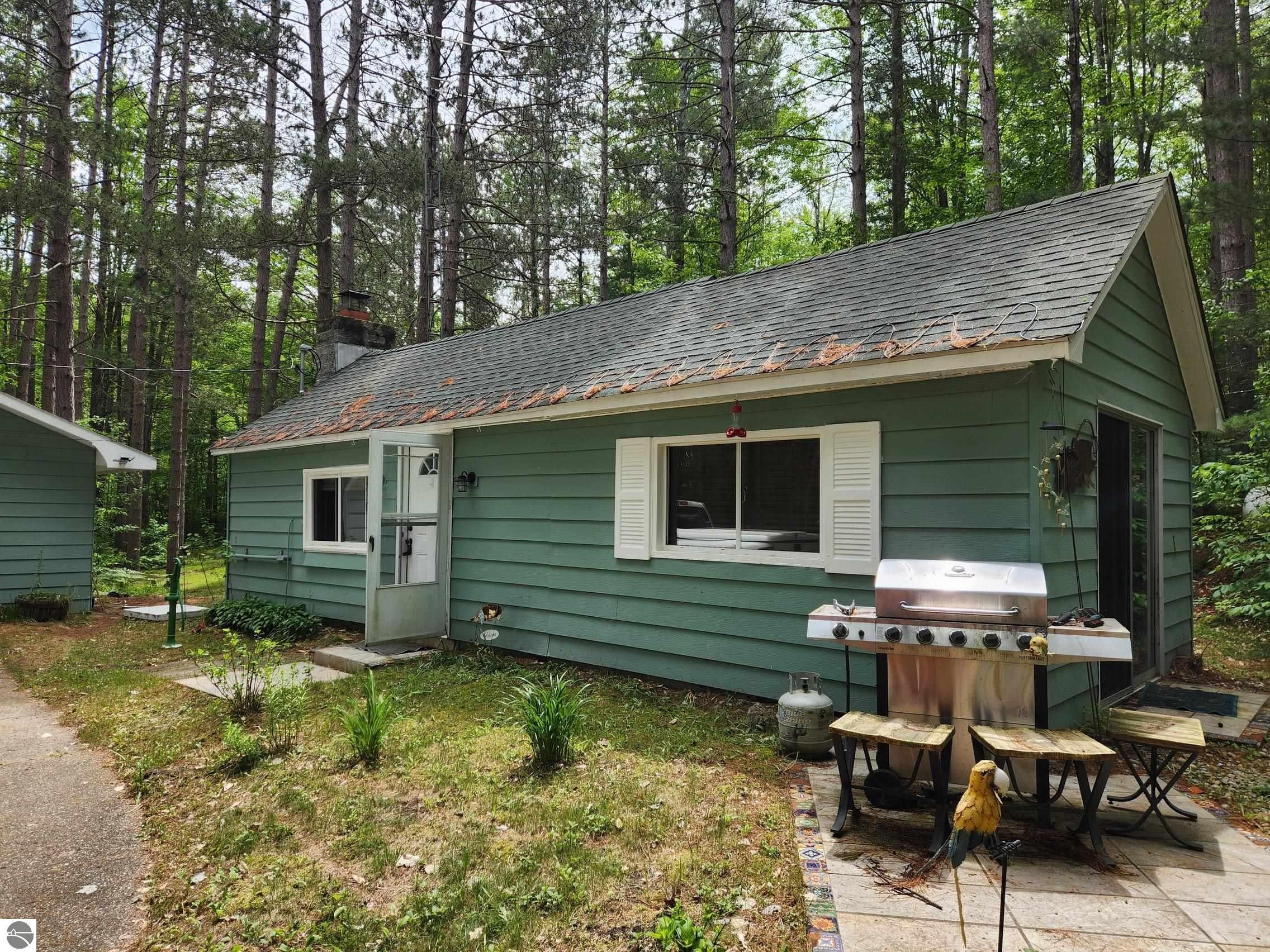 5364 Blue Lake Road, NE — photo