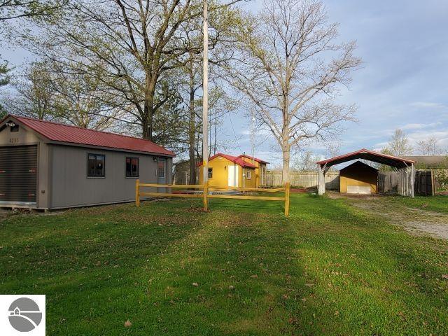 4290 S Lake Drive — photo