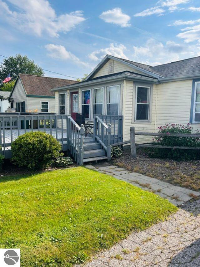 535 N Midland Street — photo