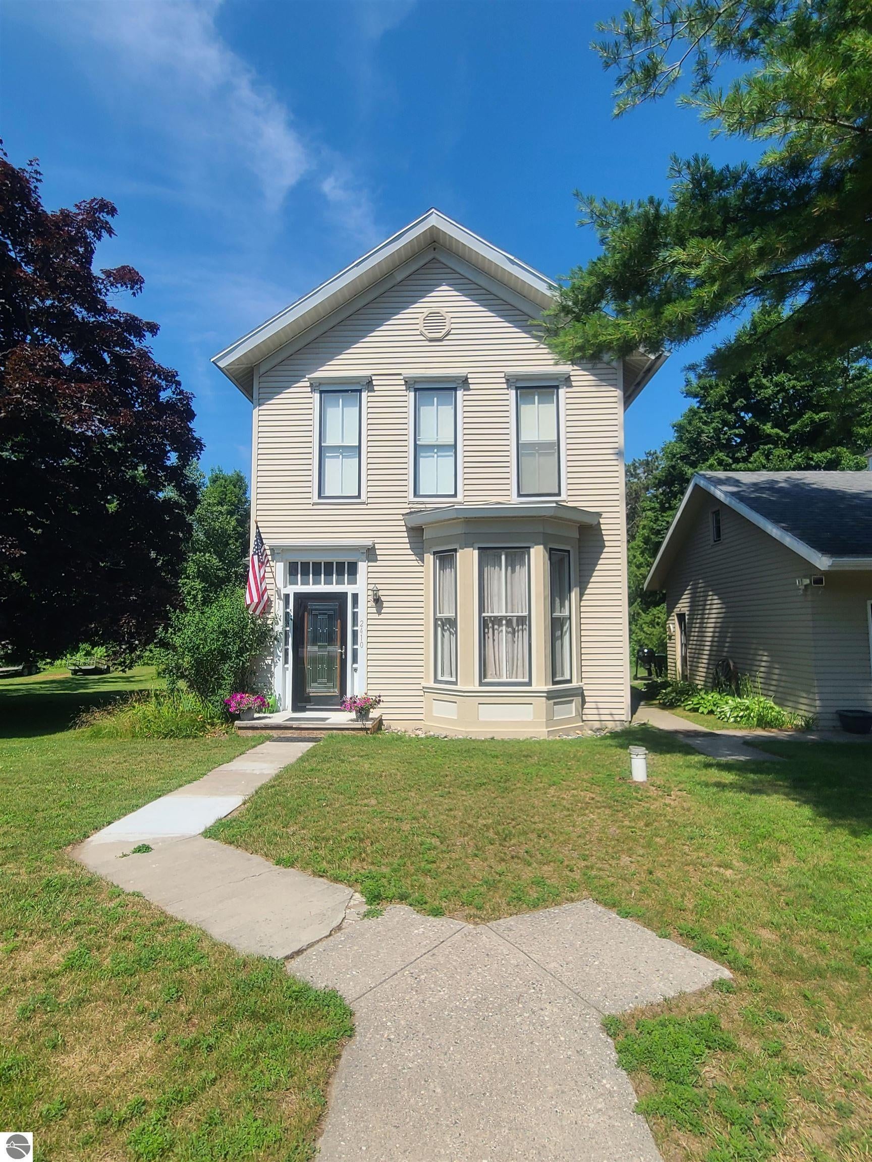 2410 S State Street — photo