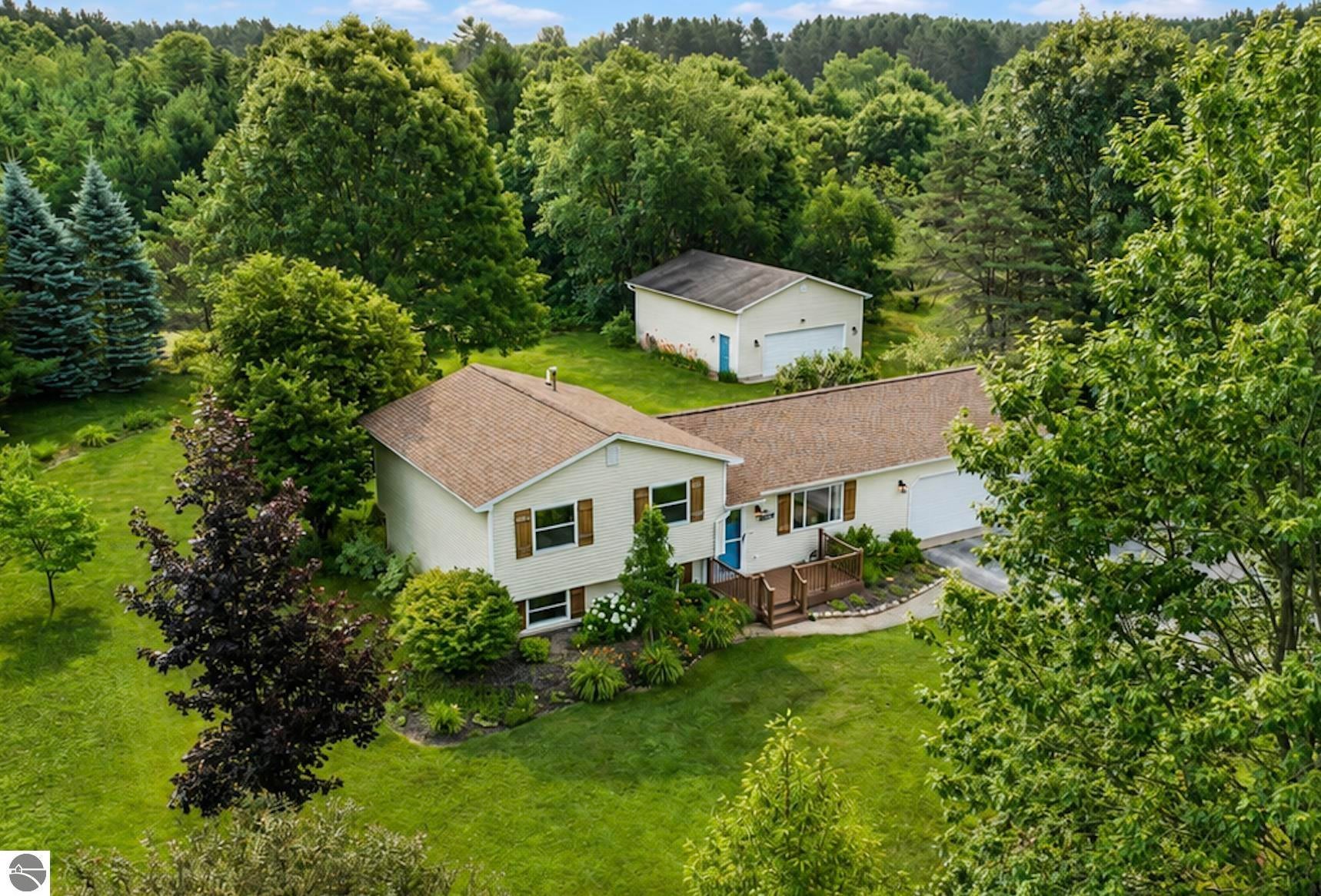 2667 Pine Breeze Drive — photo