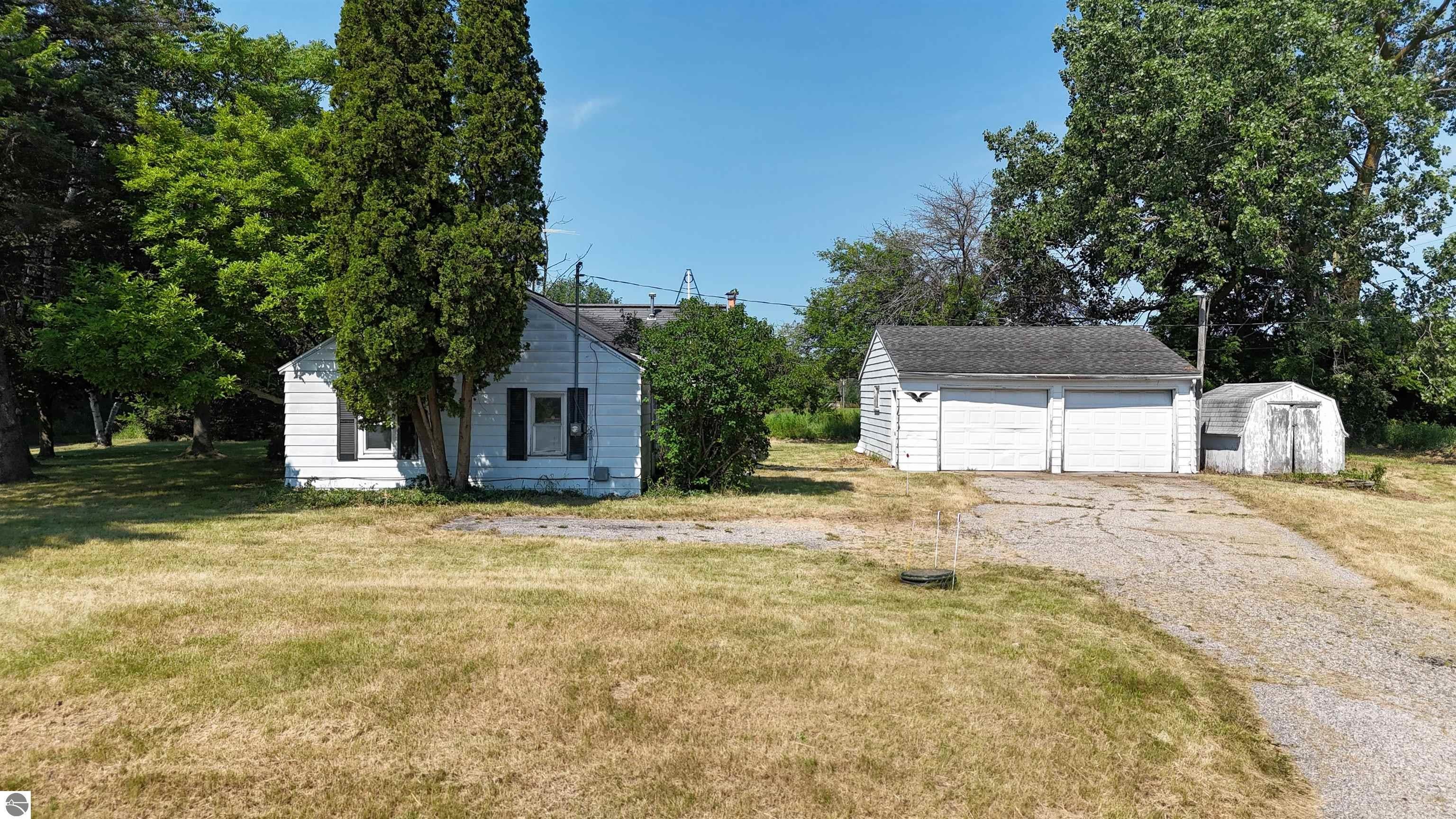 3126 W Remus Road — photo