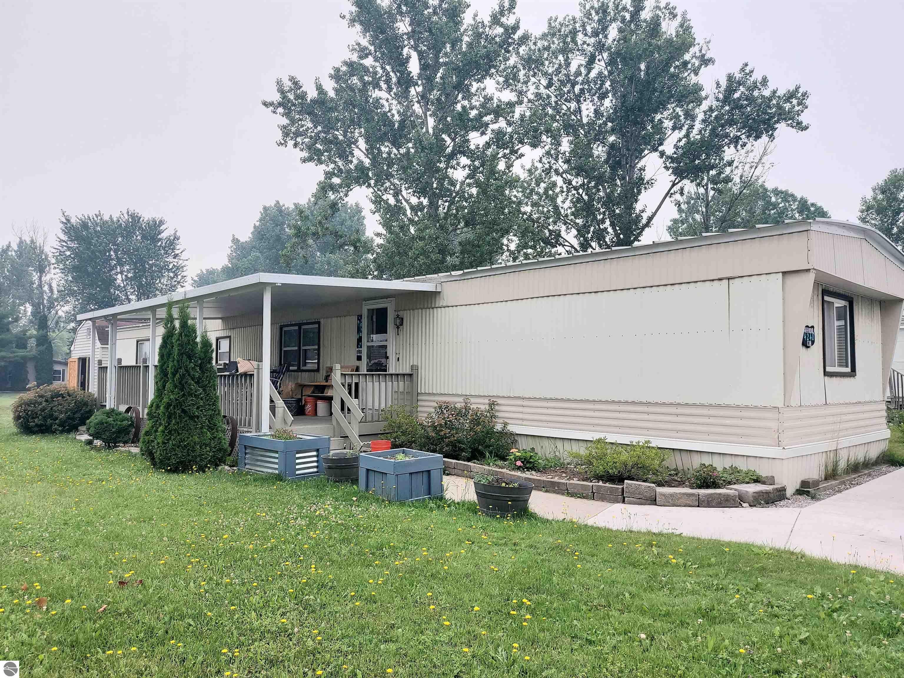 4248 Daffodil Circle — photo