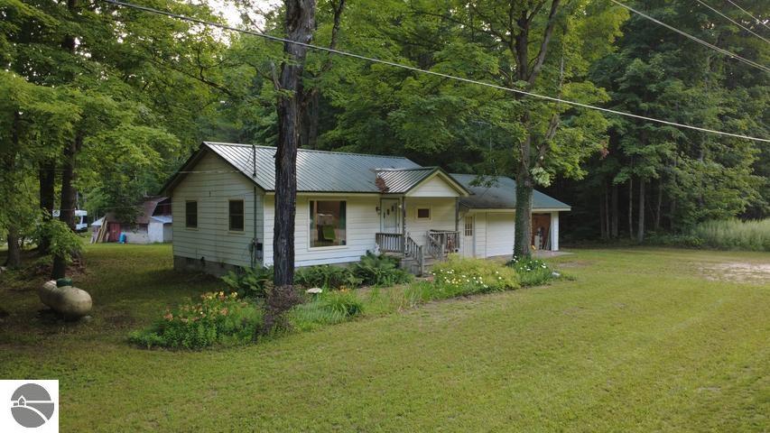 7769 Covert Road — photo