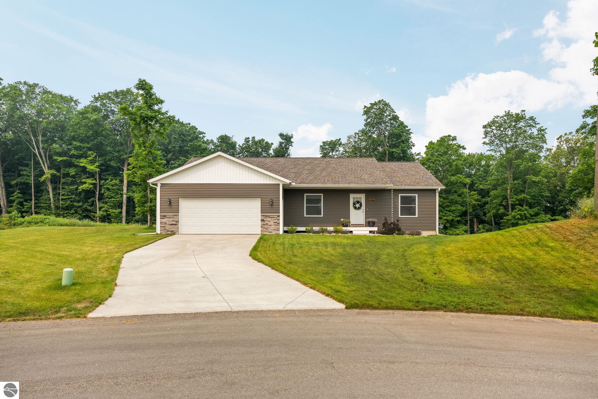 1432 Umber Drive — photo