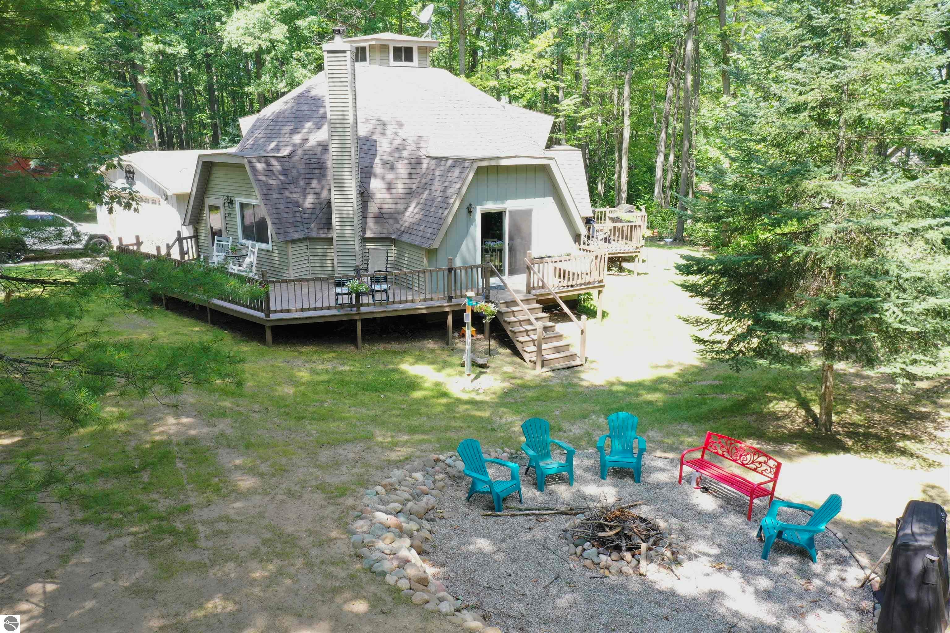 332 Maplewood Road — photo