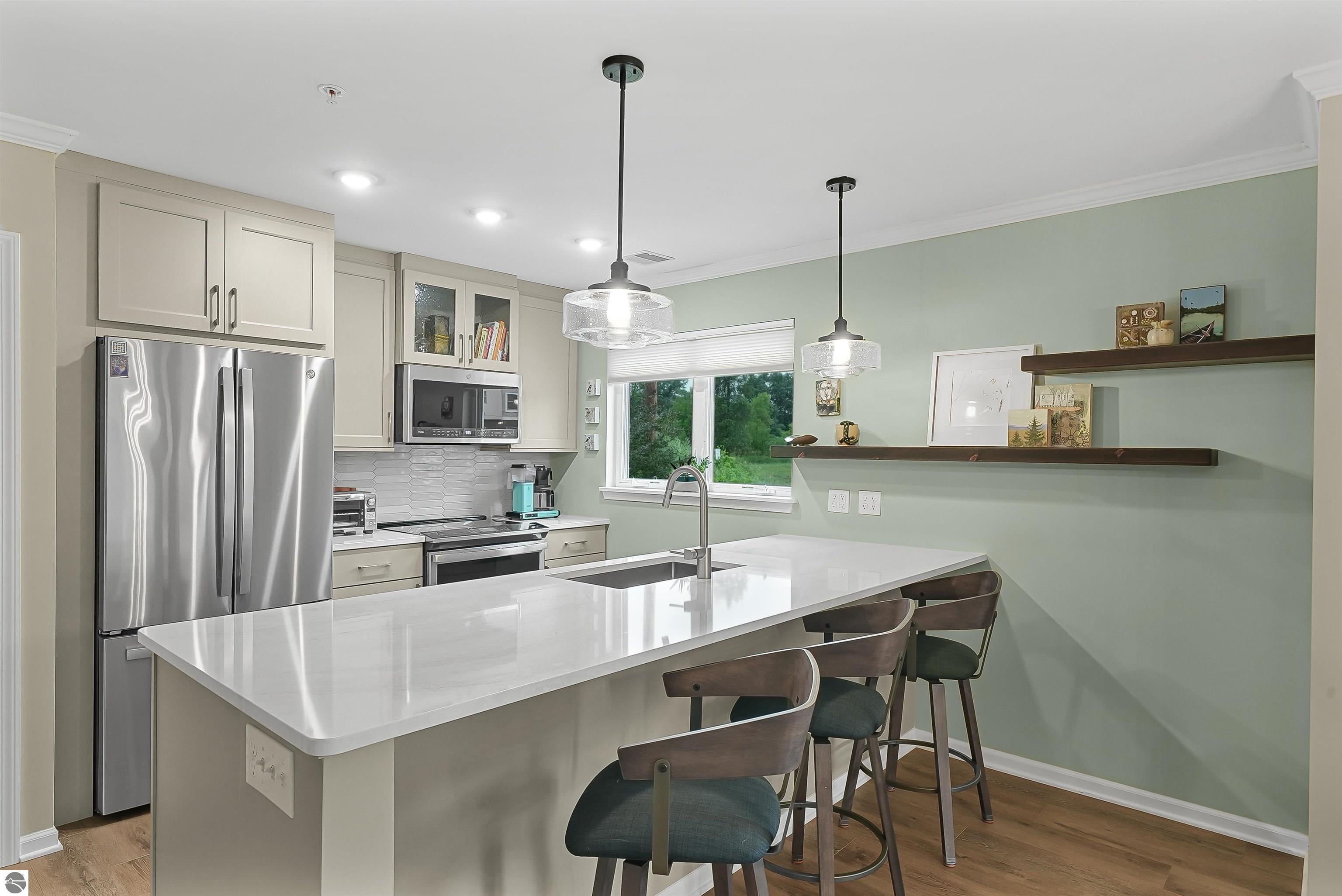 1122 Lake Ridge Drive #101 — photo