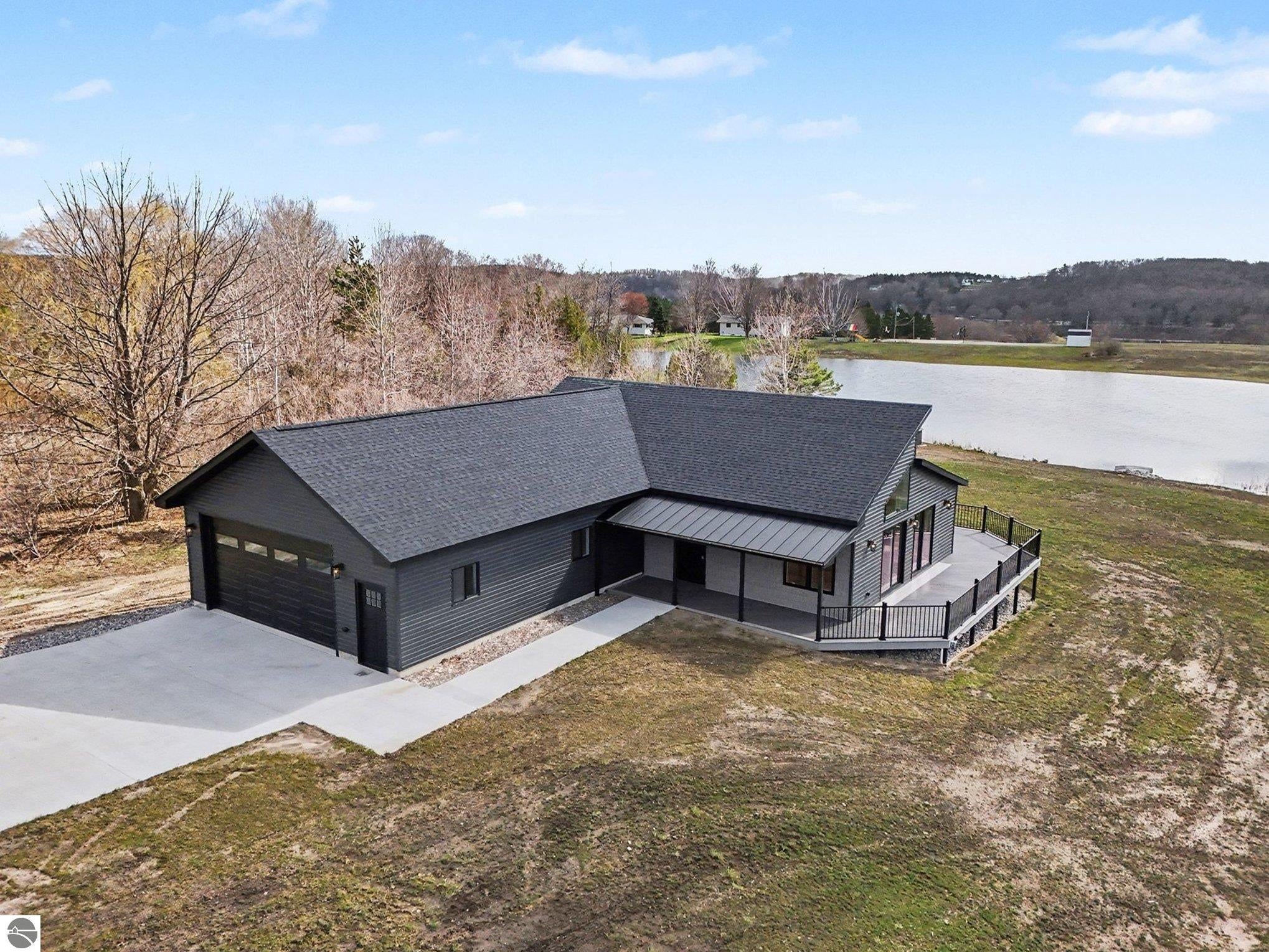 9132 Blue Gill Road — photo