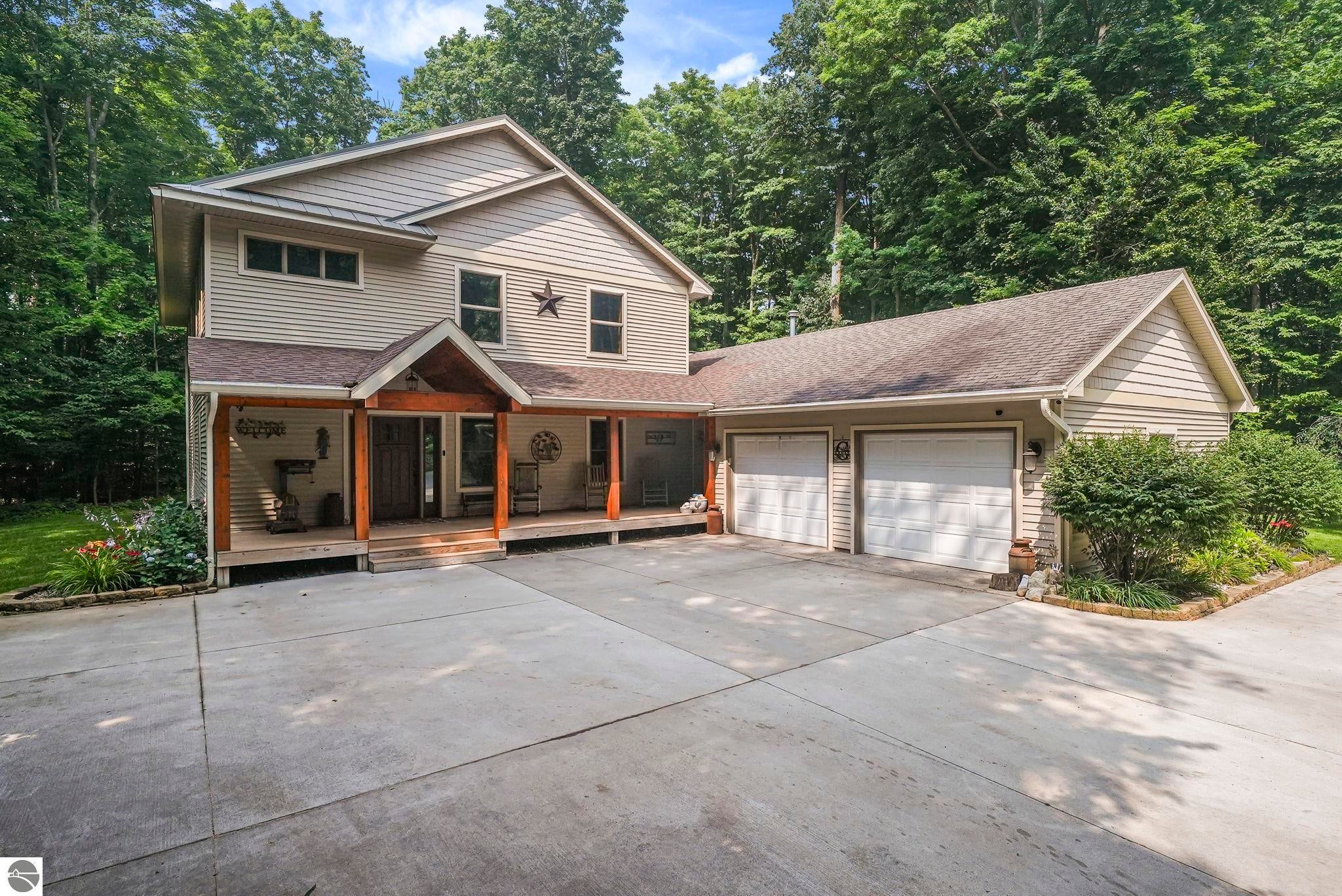 1335 Lamerson Lane — photo