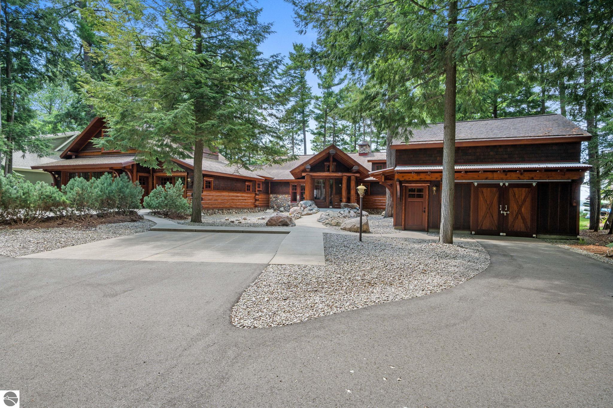8739 Skegemog Point Road — photo
