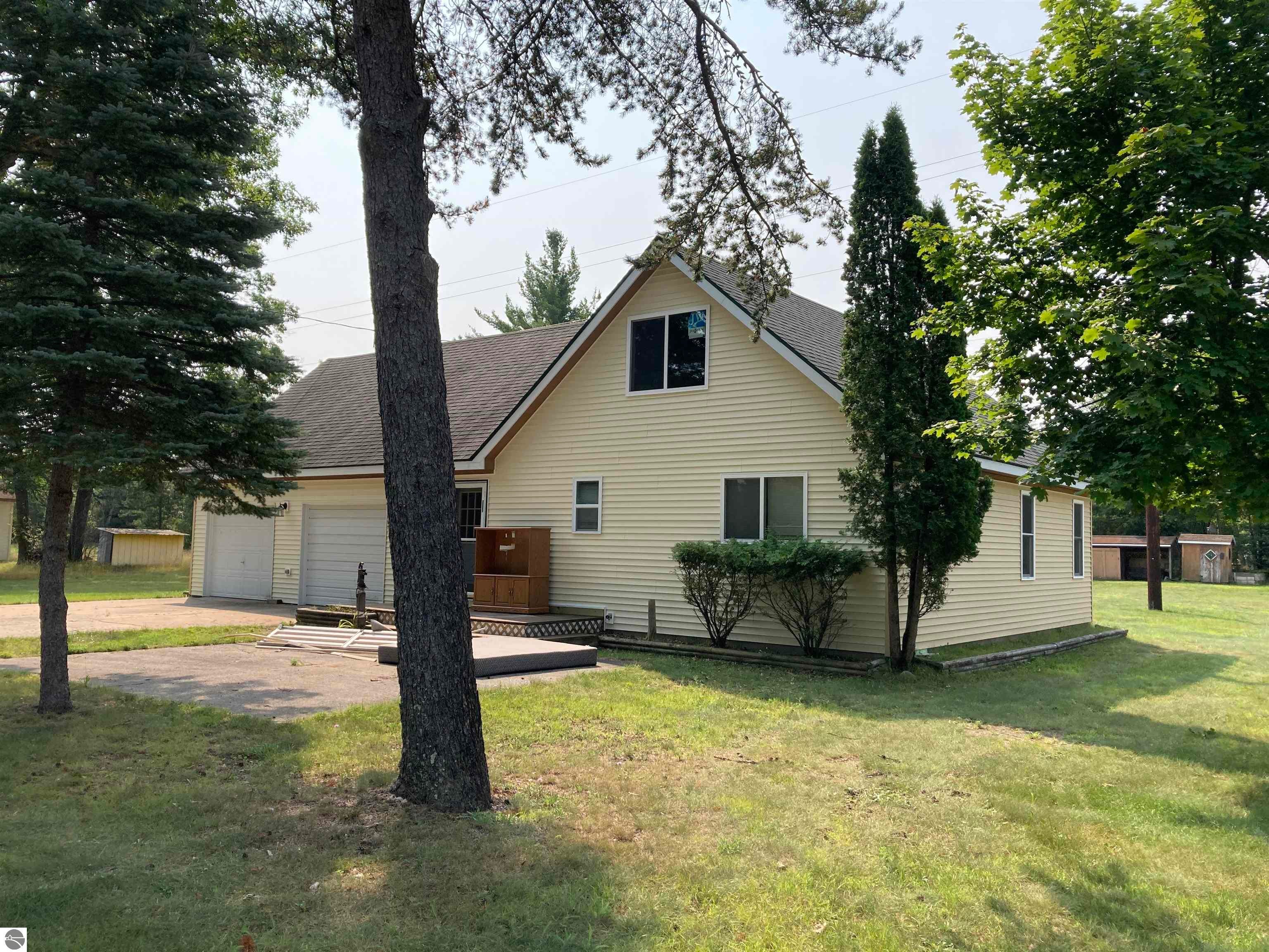 3631 W Rose City Road — photo