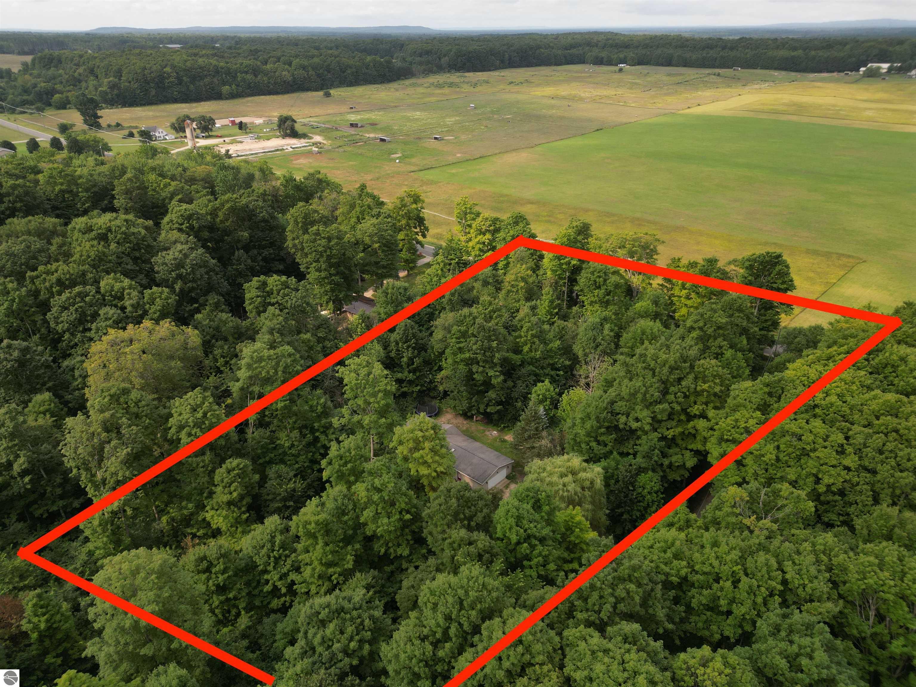 2783 Lake Ann Road — photo