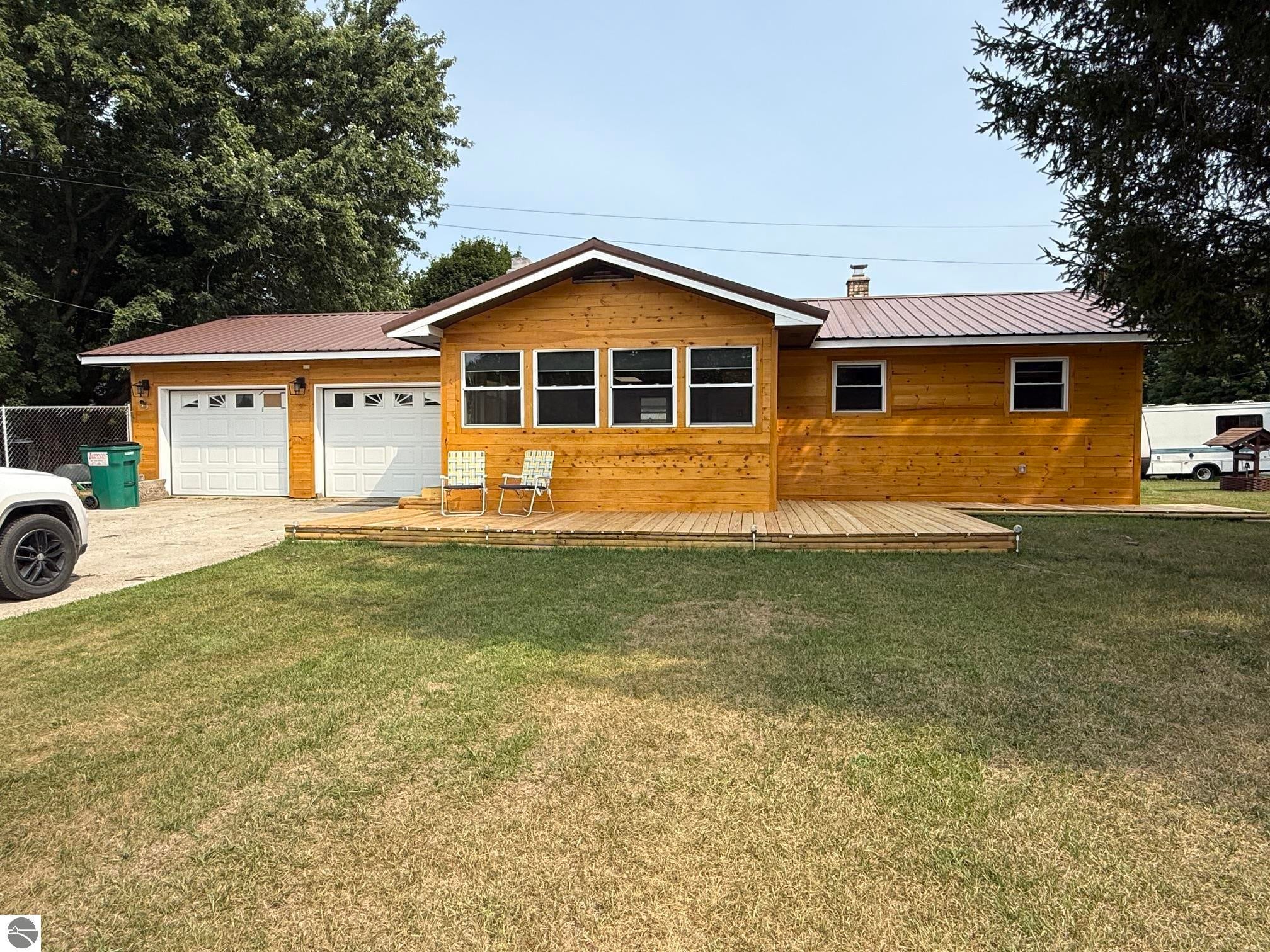 702 Ash Street — photo