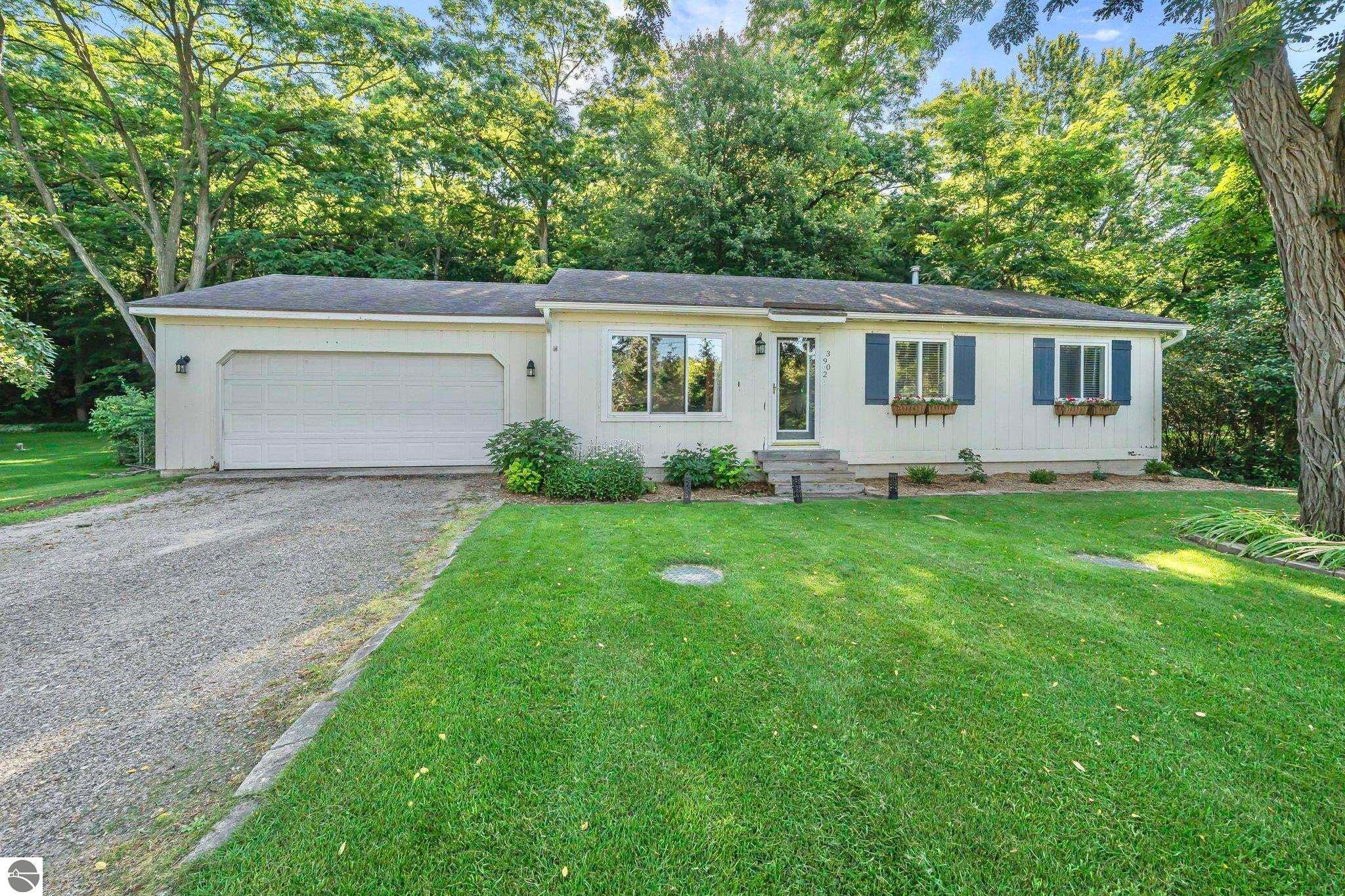 3902 Five Mile Road — photo