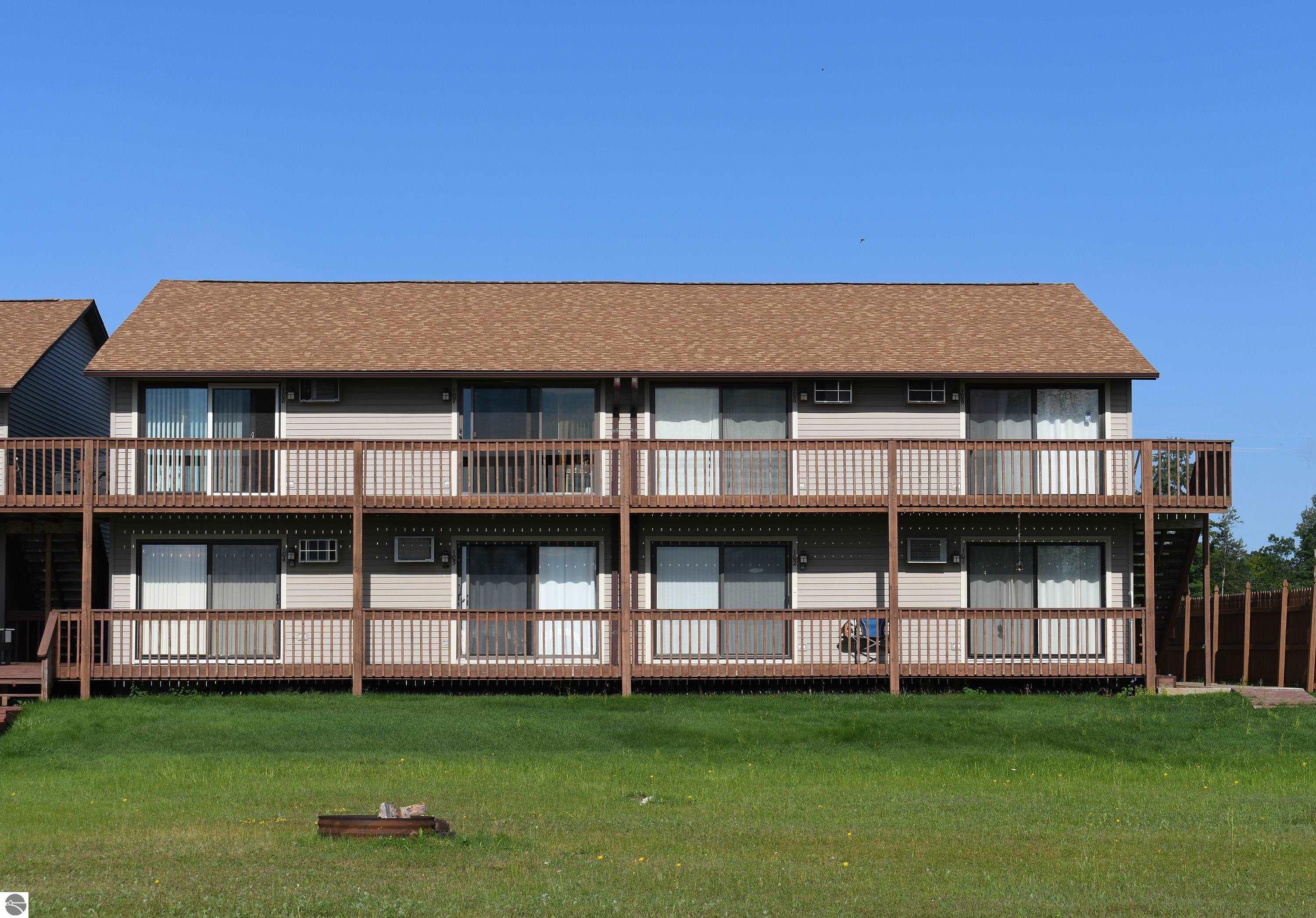 4390 N US-23 #106 — photo