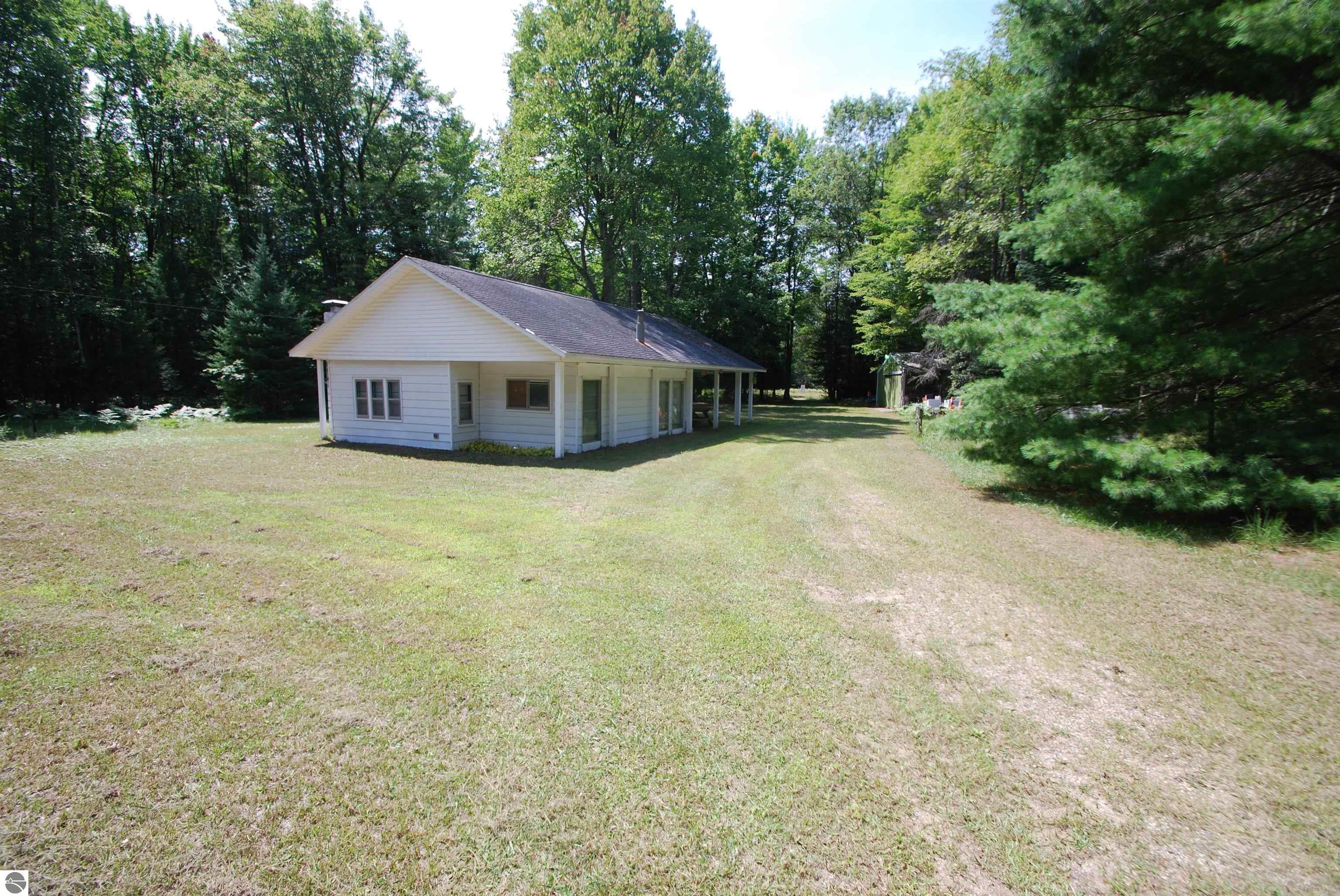 5295 Cedar Lake Road — photo