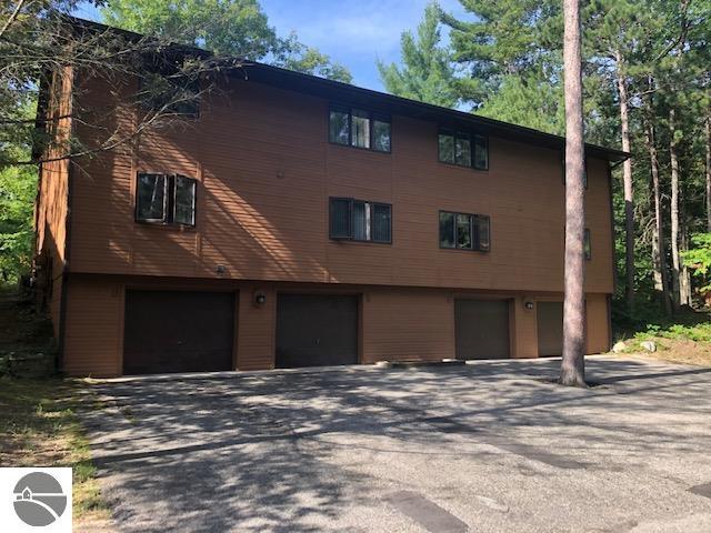 3814 Maid Marian Lane — photo