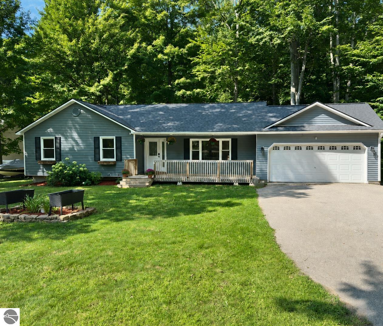 8570 Bent Pine Drive — photo