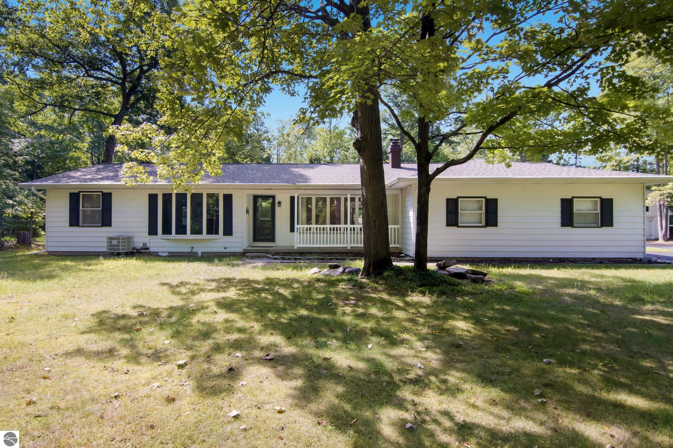 5896 Betsie River Road — photo