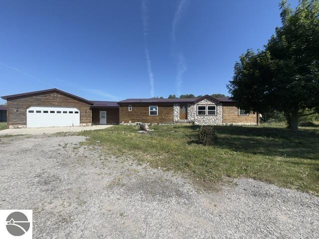4550 S Darr Road — photo