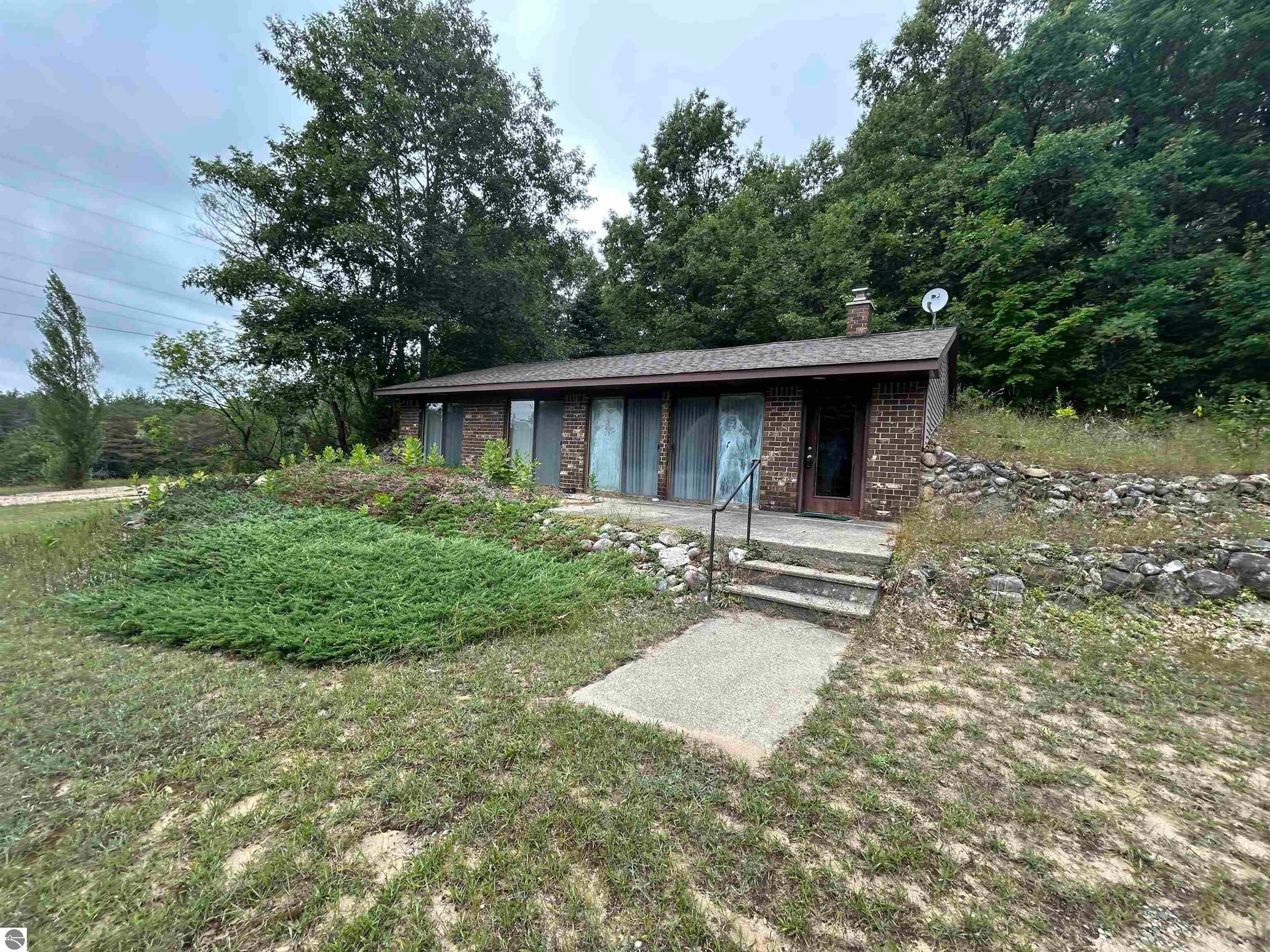 4801 Shinn Drive — photo