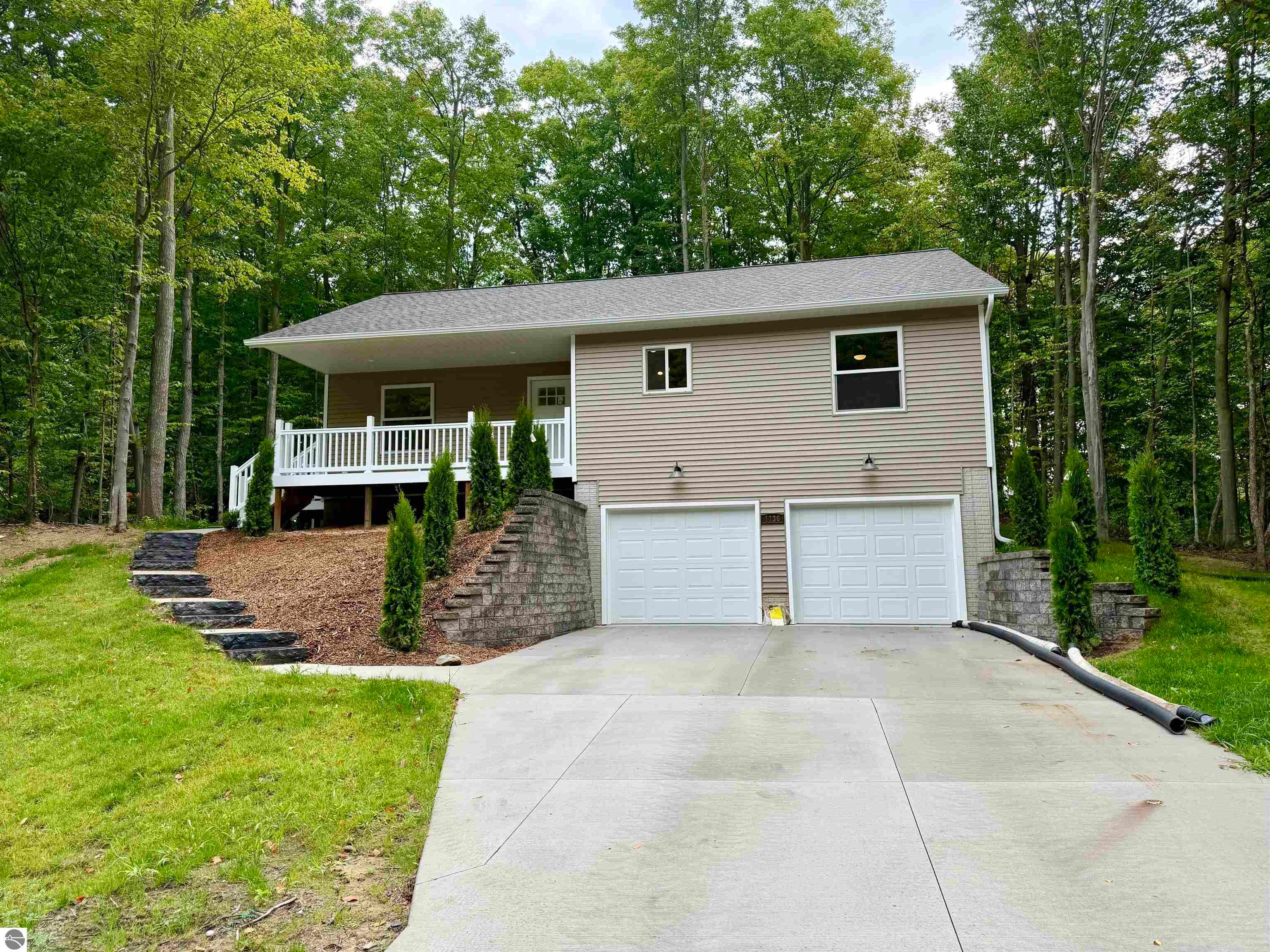 1136 Birmley Estates Drive — photo