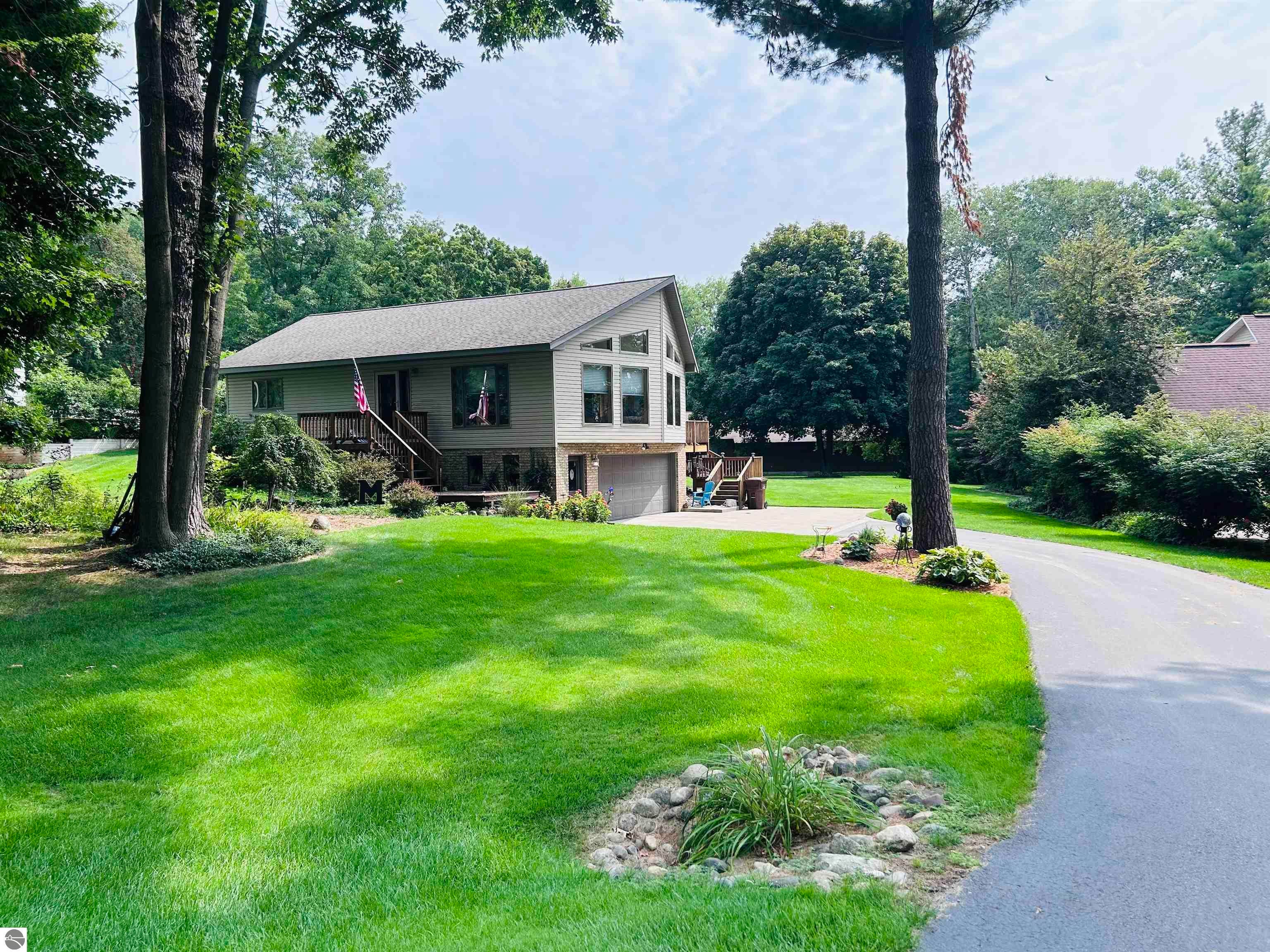 465 Saint Andrews Drive — photo