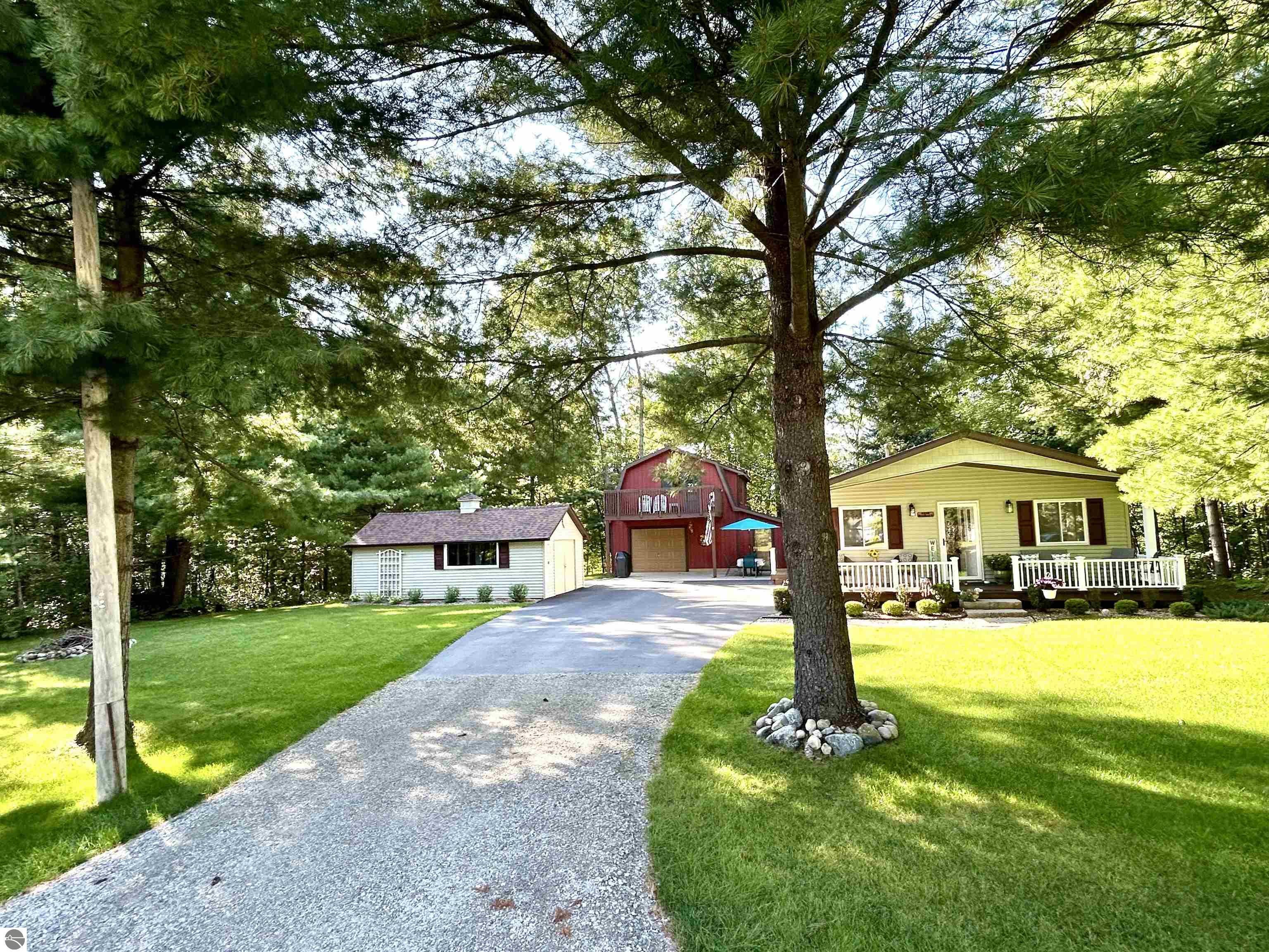 2940 Arrowhead — photo